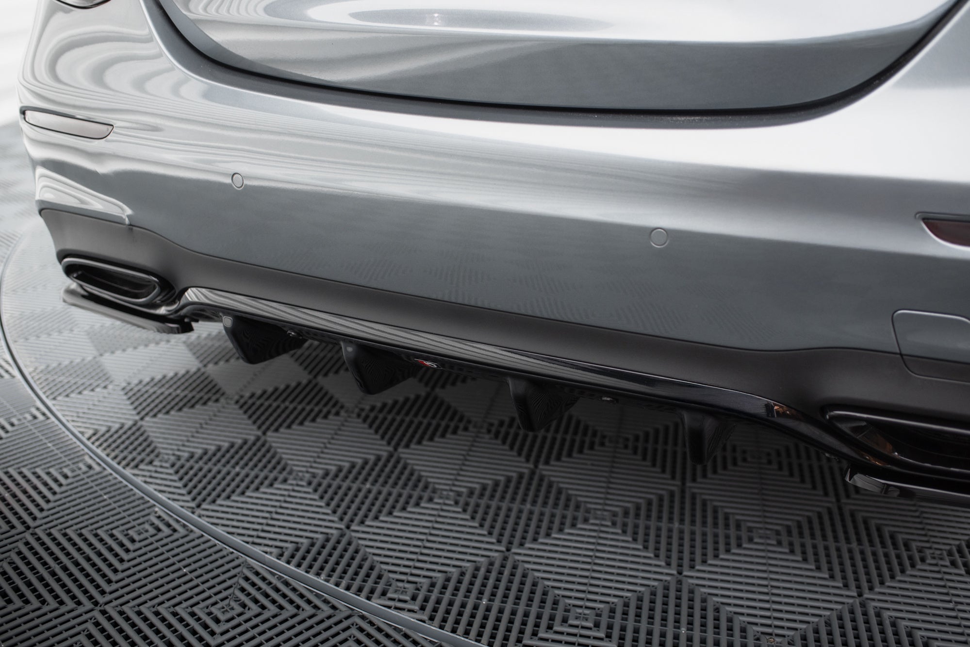 Prelungire difuzor bara spate Mercedes E Class W213 Amg-Line E43 AMG 2016- v3 - Maxton Design