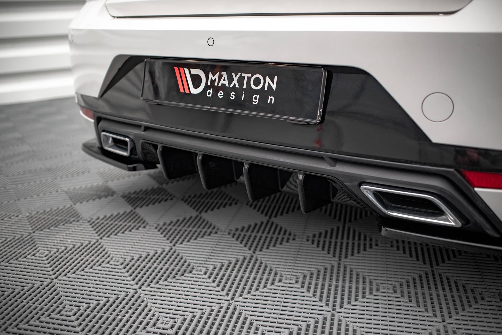 Prelungire difuzor bara spate Seat Ibiza Mk5 2017-2021 v2 - Maxton Design