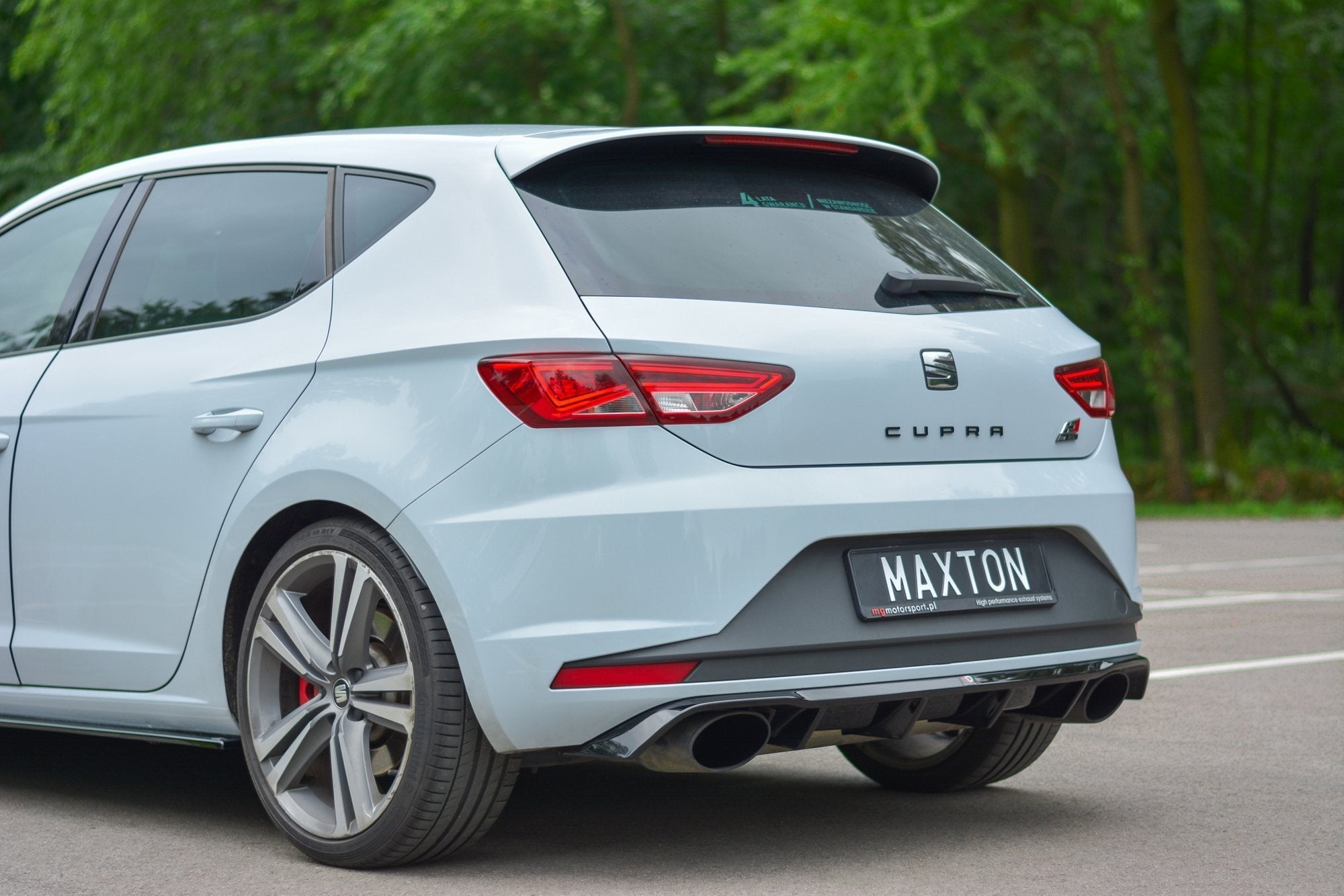 Prelungire difuzor bara spate Seat Leon Mk3 Cupra 2014-2016 v12 - Maxton Design