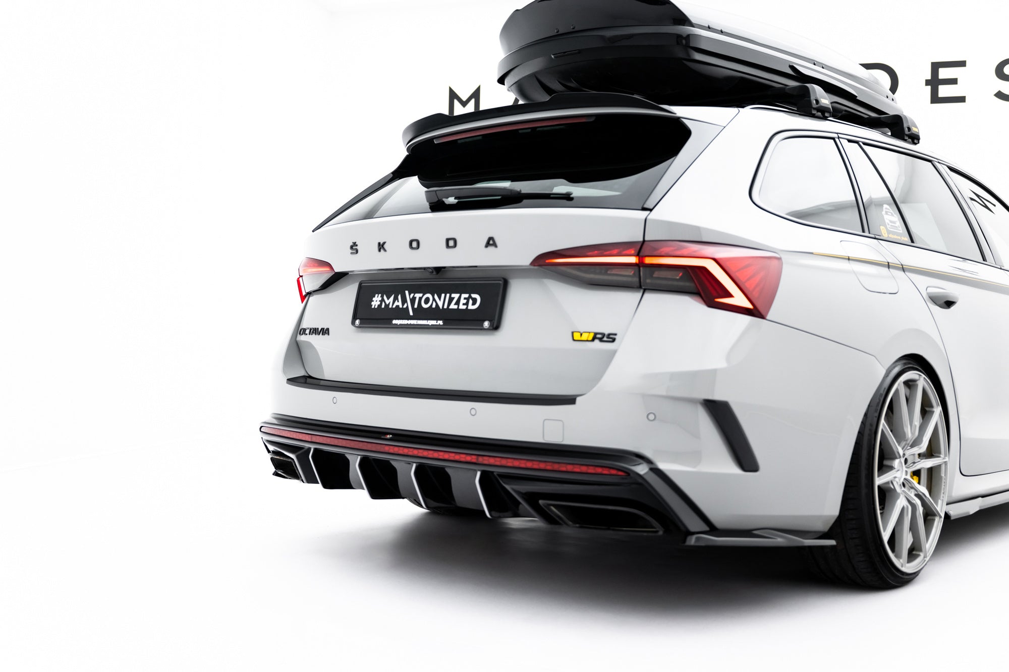 Prelungire difuzor bara spate Skoda Octavia RS Mk4 2020- v14 - Maxton Design