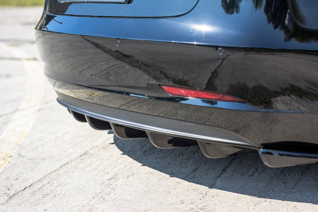 Prelungire difuzor bara spate Tesla Model 3 2017- v2 - Maxton Design