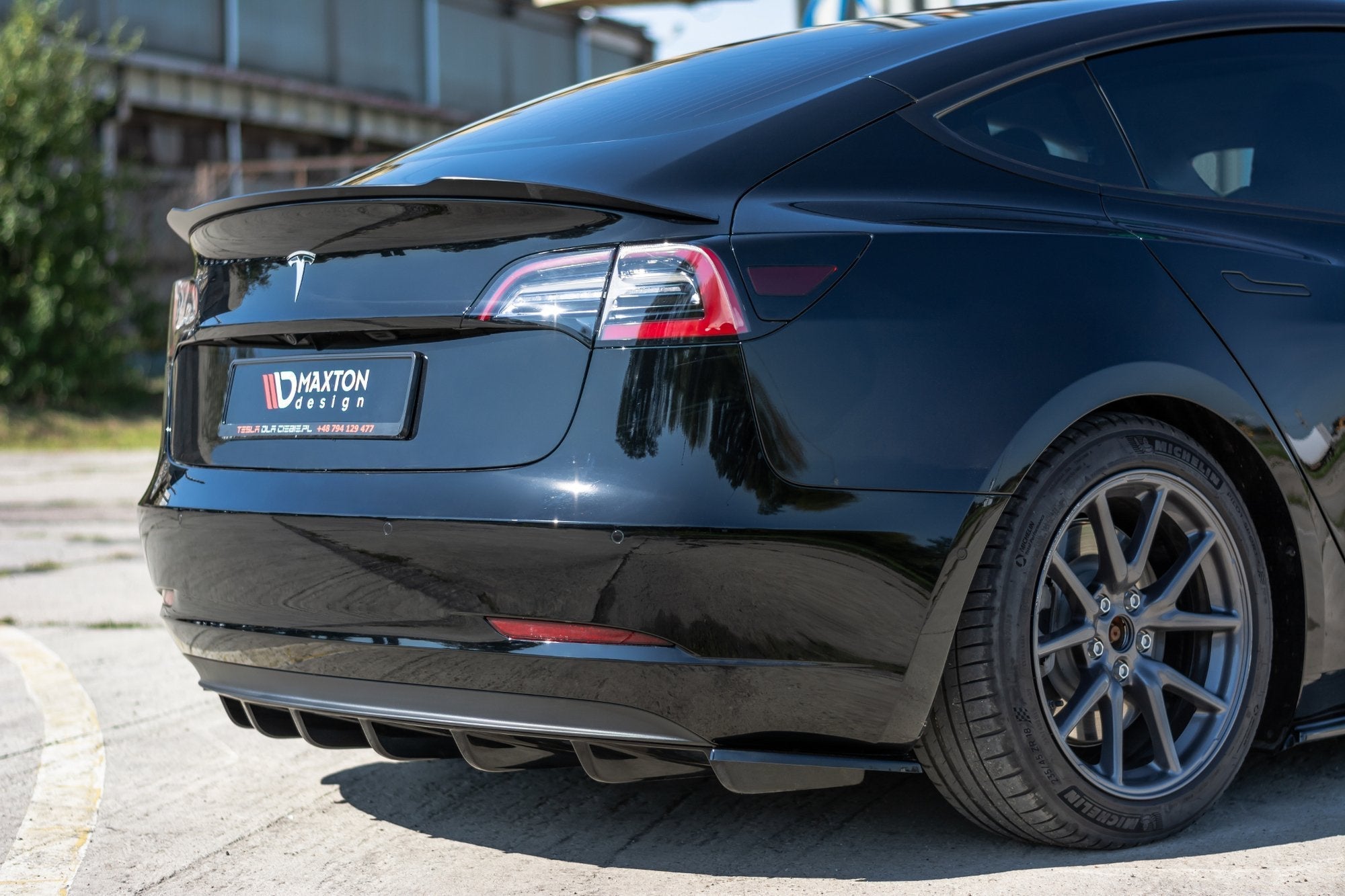 Prelungire difuzor bara spate Tesla Model 3 2017- v2 - Maxton Design
