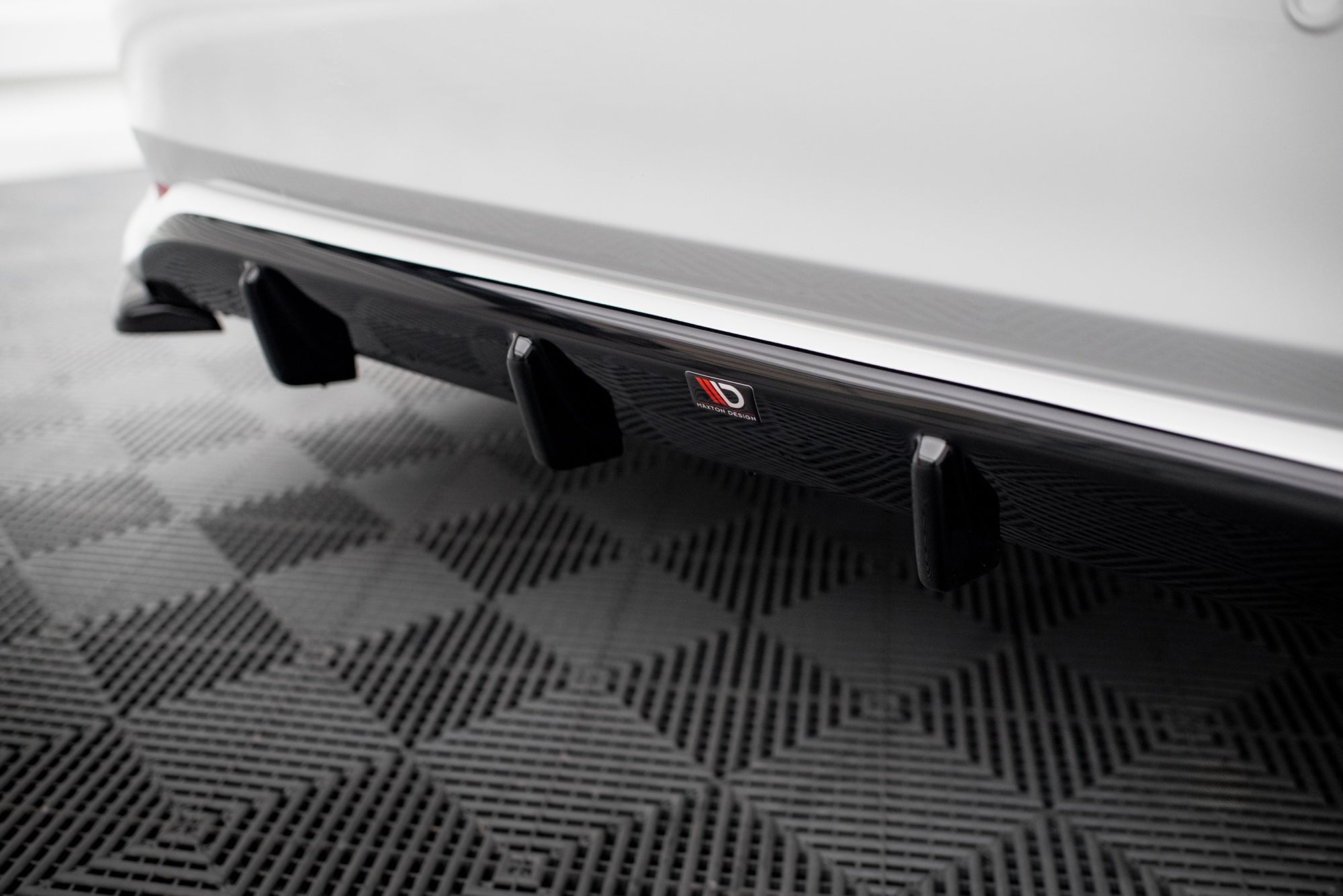 Prelungire difuzor bara spate Toyota Corolla XII Sedan 2019- v2 - Maxton Design