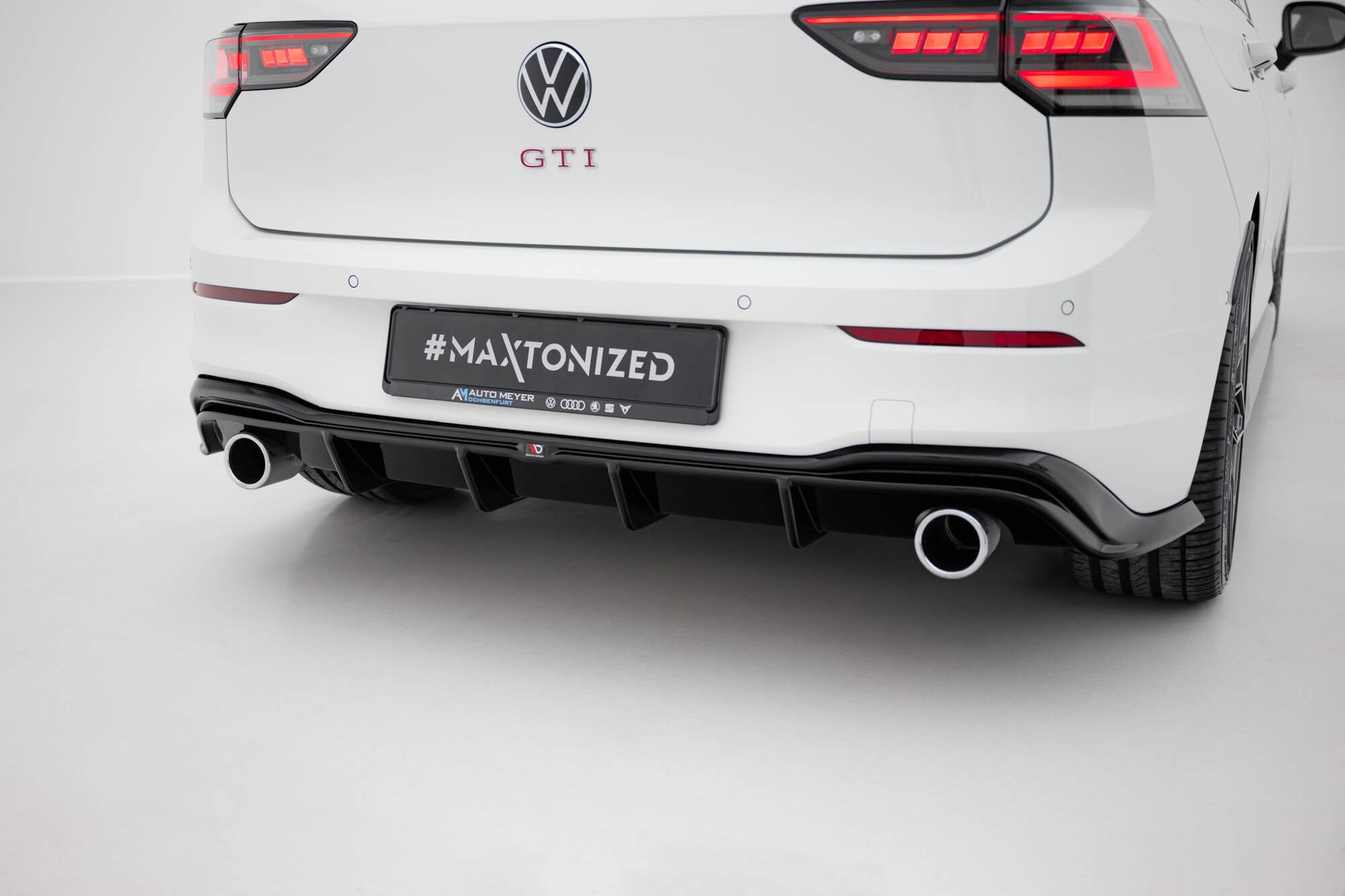 Prelungire difuzor bara spate Volkswagen Golf 8 GTI 2020- v39 - Maxton Design