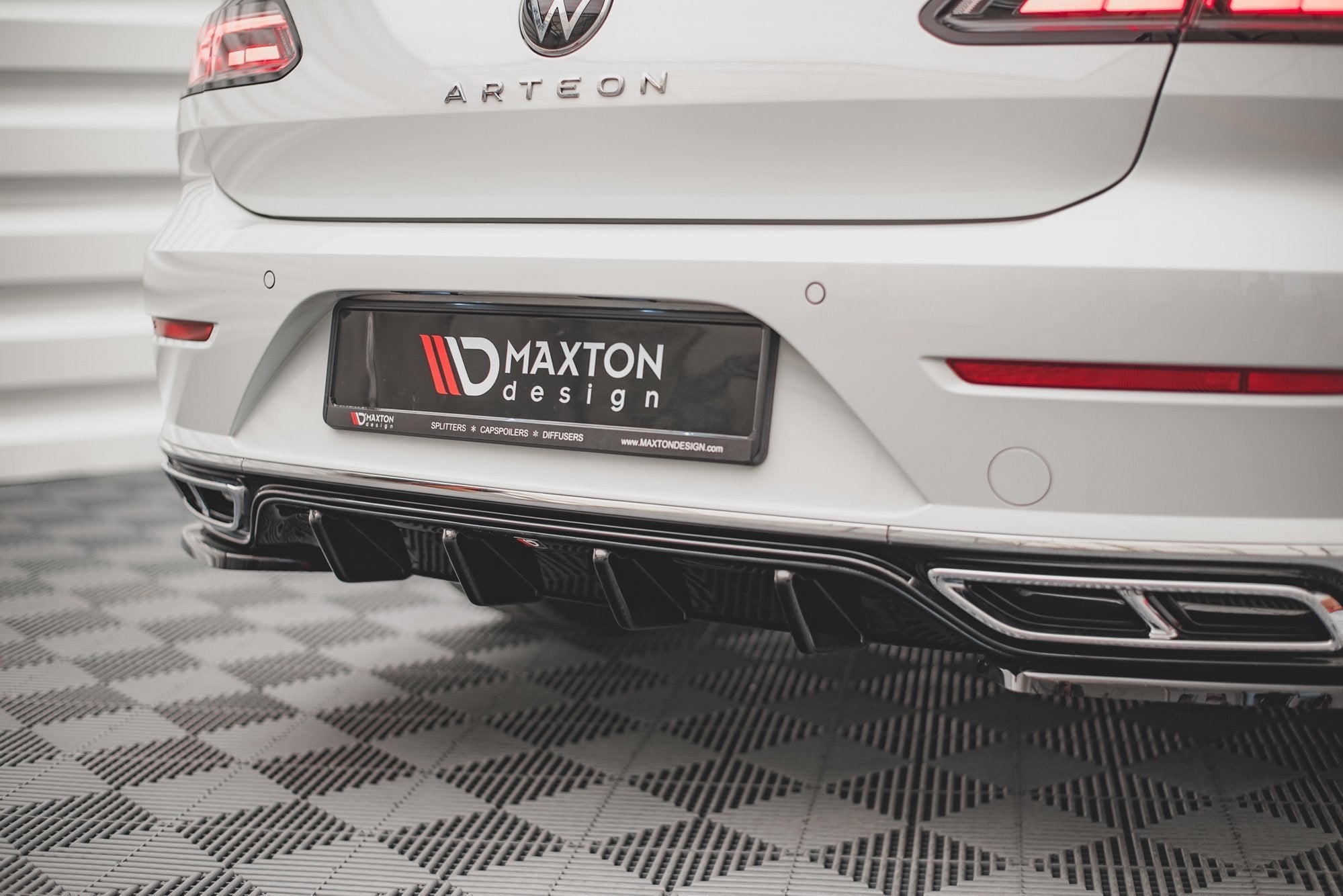 Prelungire difuzor bara spate Volkswagen Arteon R-Line Facelift 2020- v7 - Maxton Design