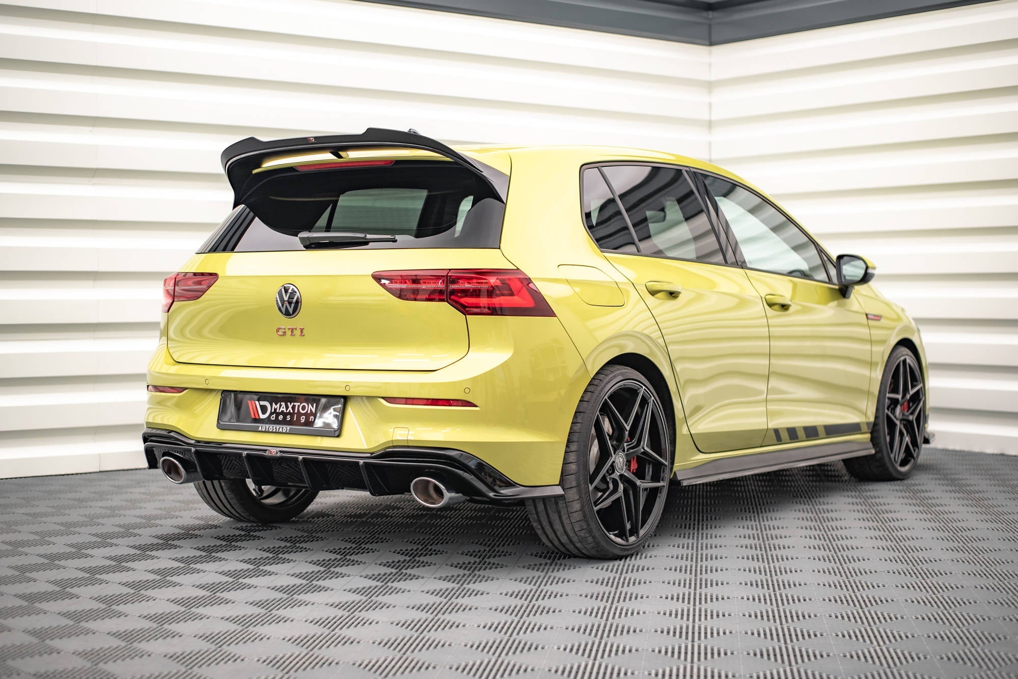 Prelungire difuzor bara spate Volkswagen Golf 8 GTI Clubsport 2020- v38 - Maxton Design