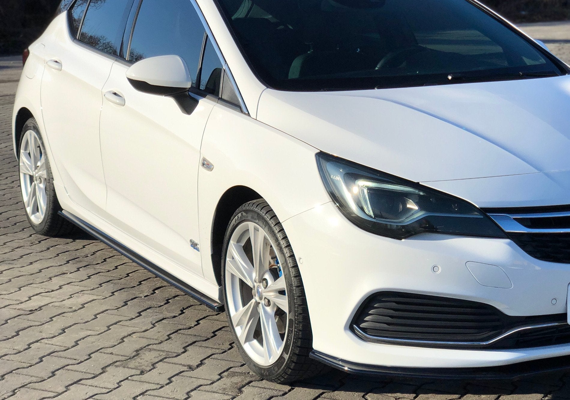 Praguri Opel Astra K OPC-Line 2015- v1 - Maxton Design