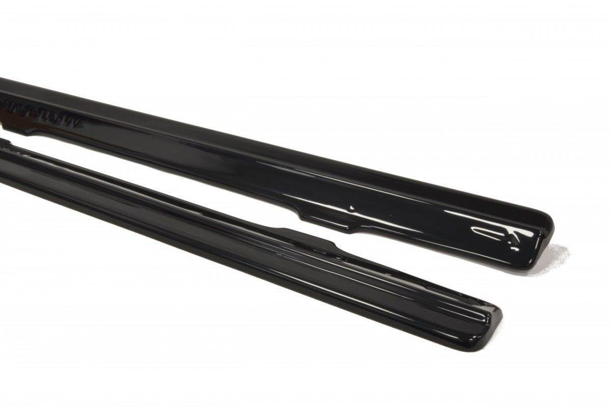 Praguri Volkswagen Golf 5 GTI 2003-2009 v3 - Maxton Design