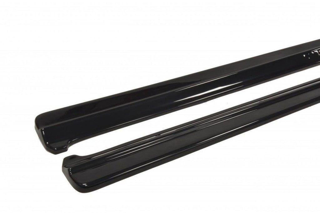 Praguri Volkswagen Golf 5 GTI 2003-2009 v3 - Maxton Design