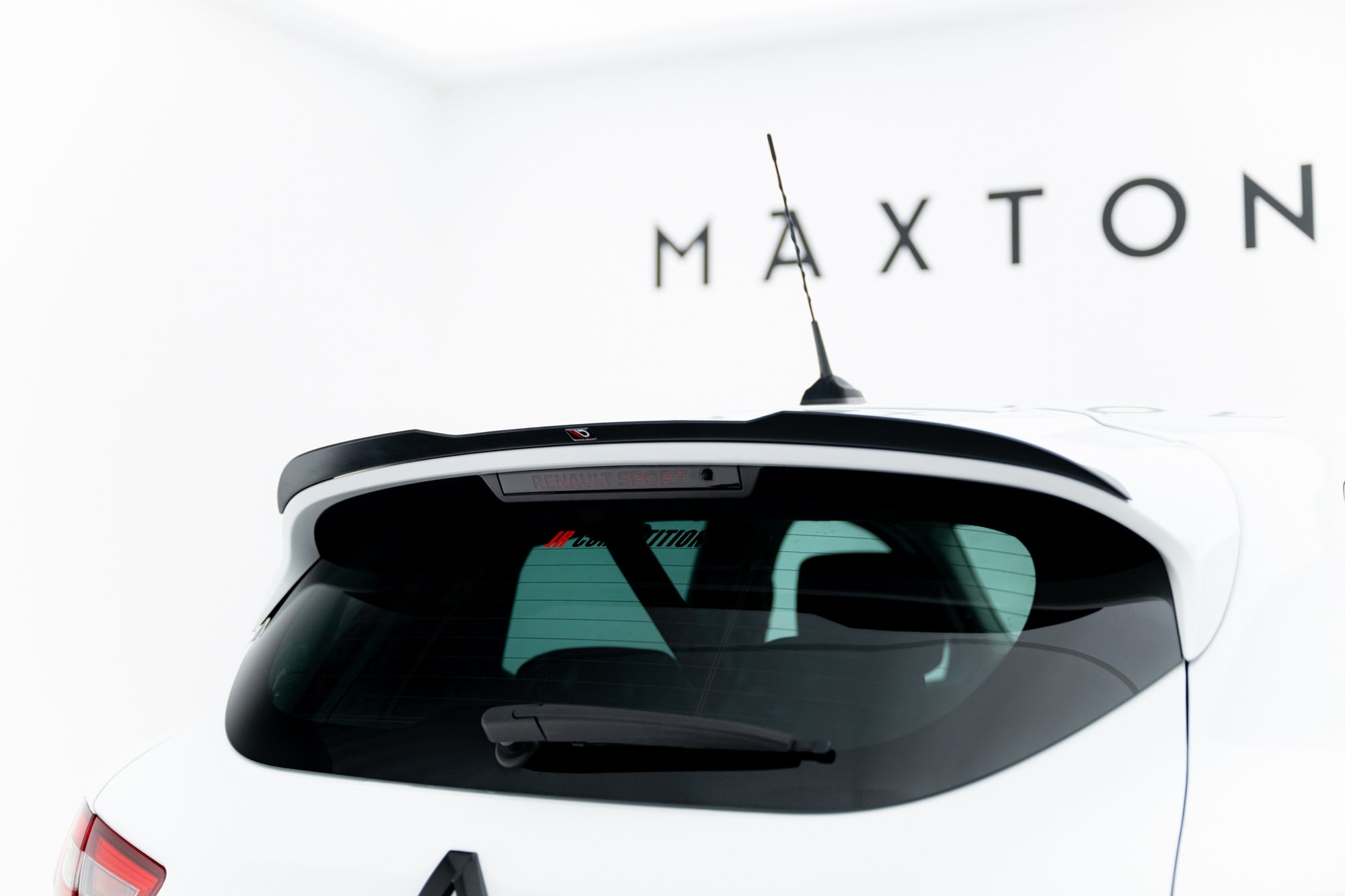 Eleron spoiler cap Renault Clio Mk4 RS 2012-2019 v3 - Maxton Design