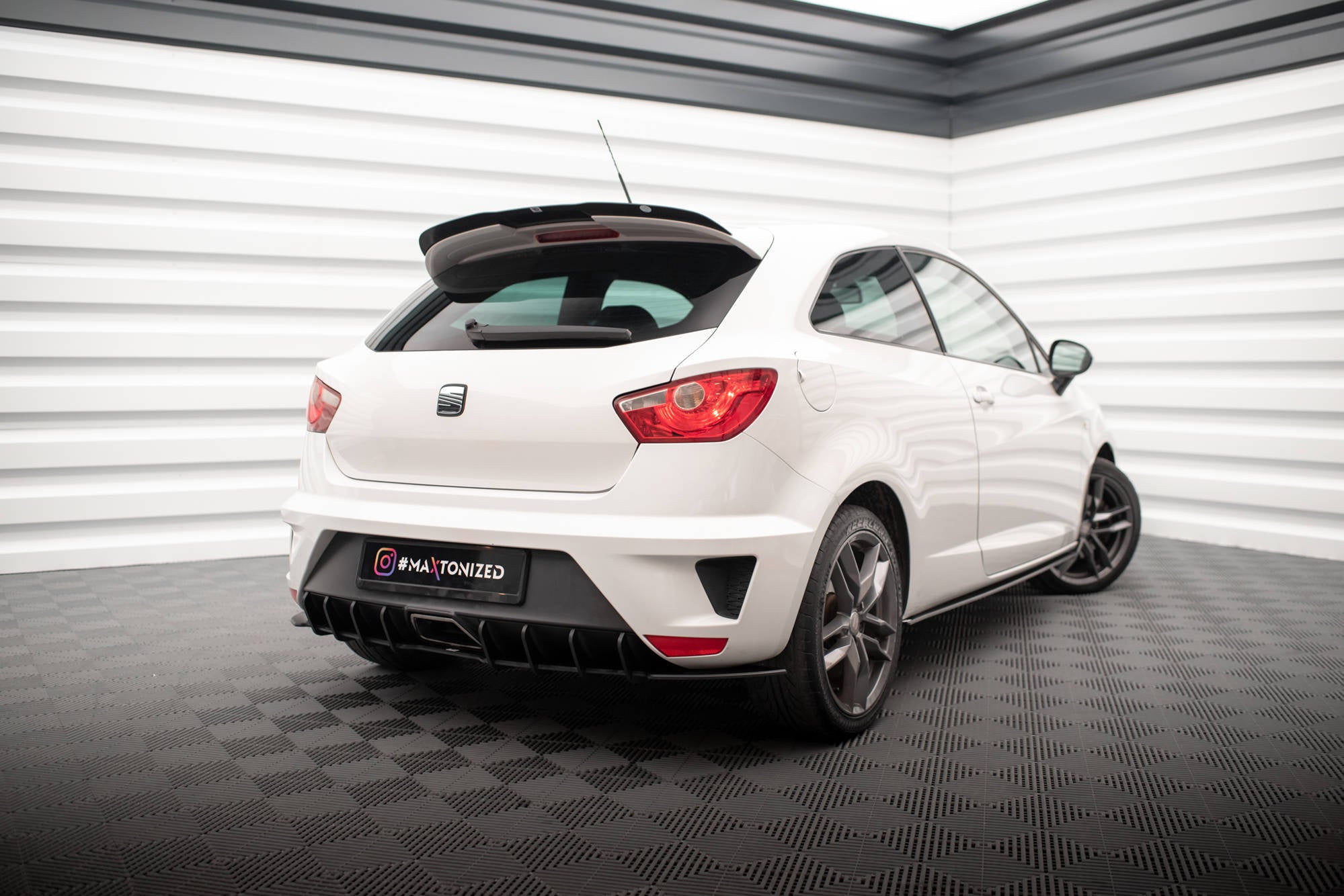 Eleron Seat Ibiza 6J Mk4 Sportcoupe 2008-2012 v1 - Maxton Design