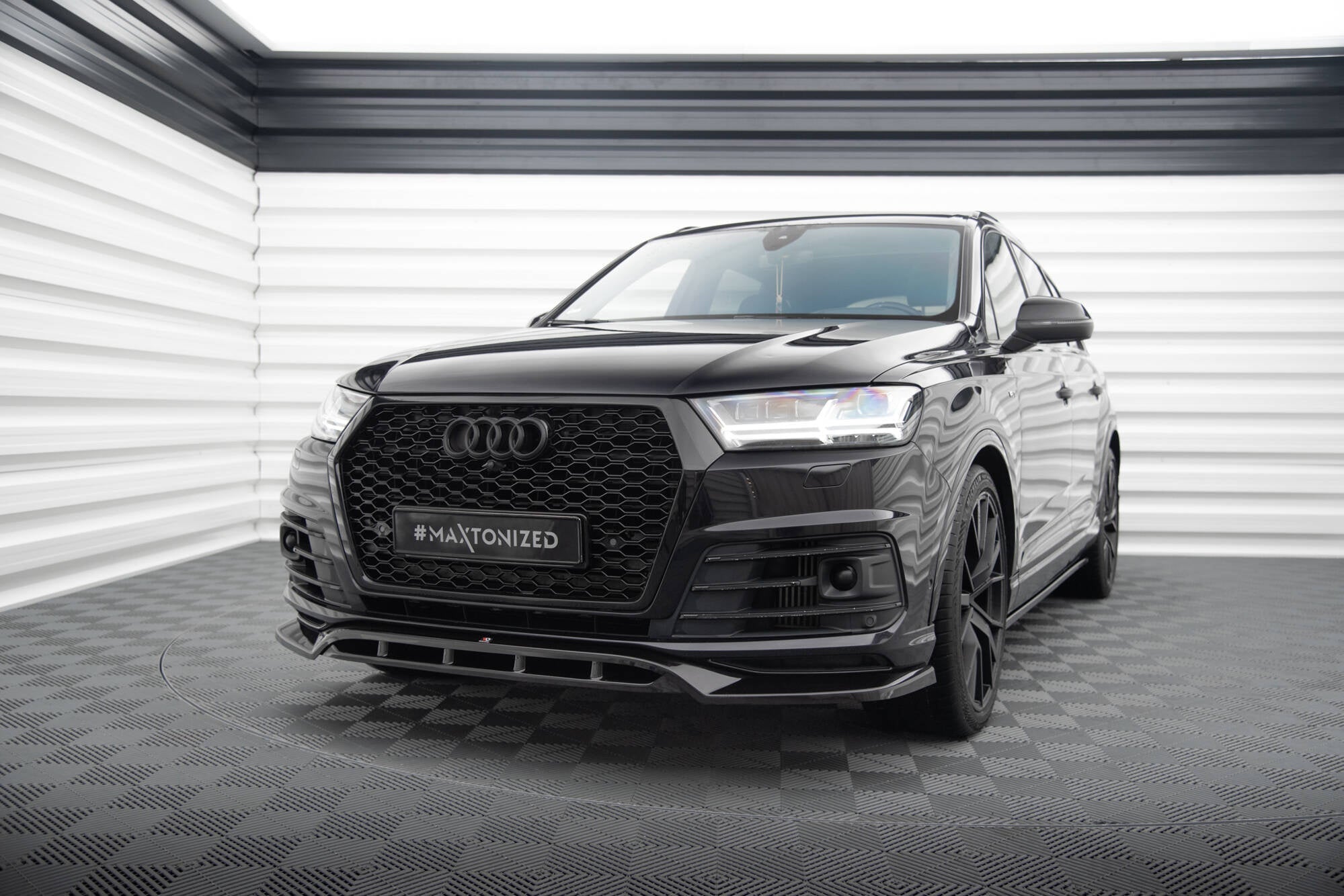 Pachet Set Splitter Exterior Prelungiri Body kit tuning Audi SQ7 Q7 S-Line Mk2 2016-2019 v6 - Maxton Design