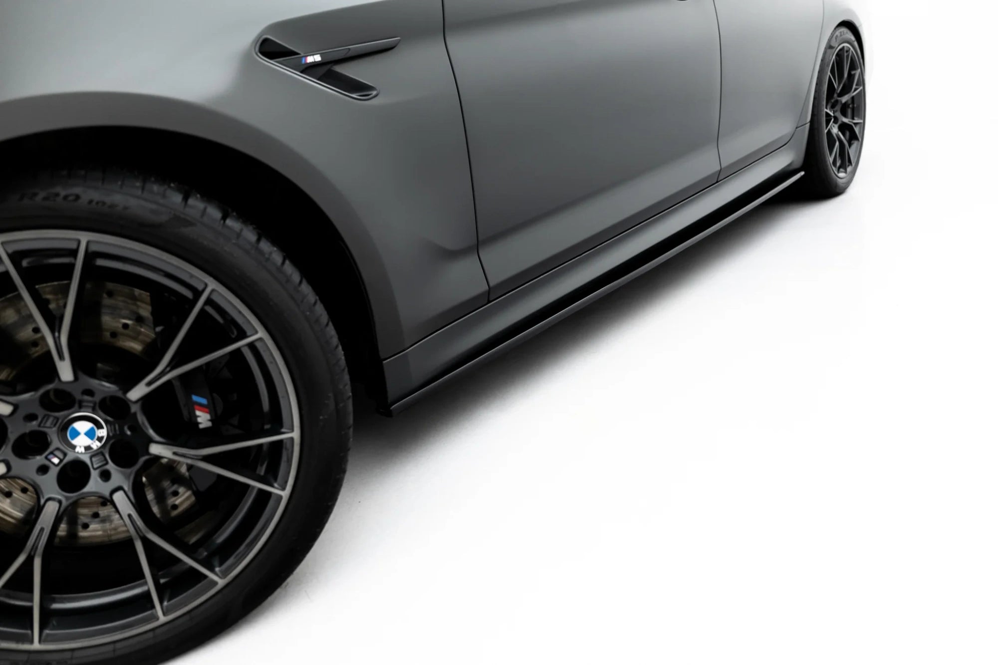 BODY KIT V.1 BMW Seria 5 M5 F90 - Maxton Design