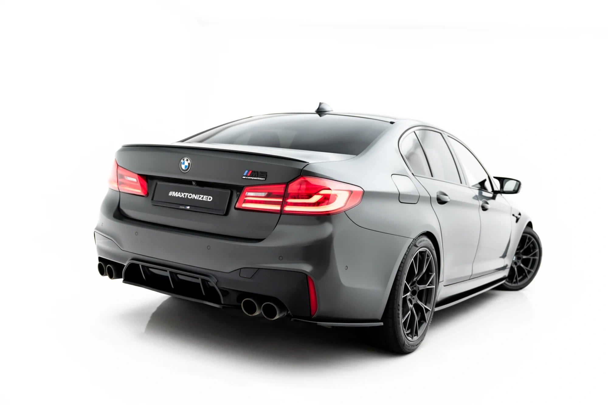 BODY KIT V.1 BMW Seria 5 M5 F90 - Maxton Design
