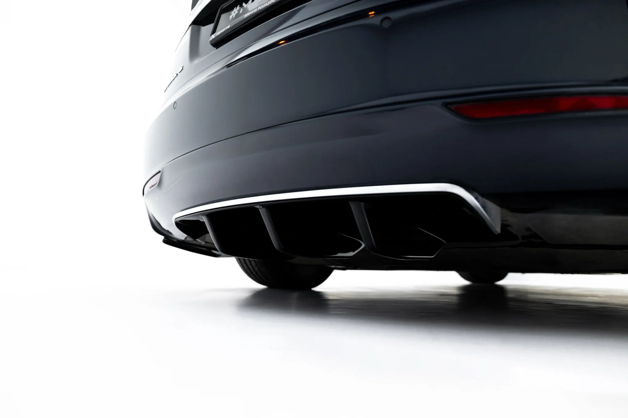 BODY KIT V.1 Tesla Model S Mk1 - Maxton Design