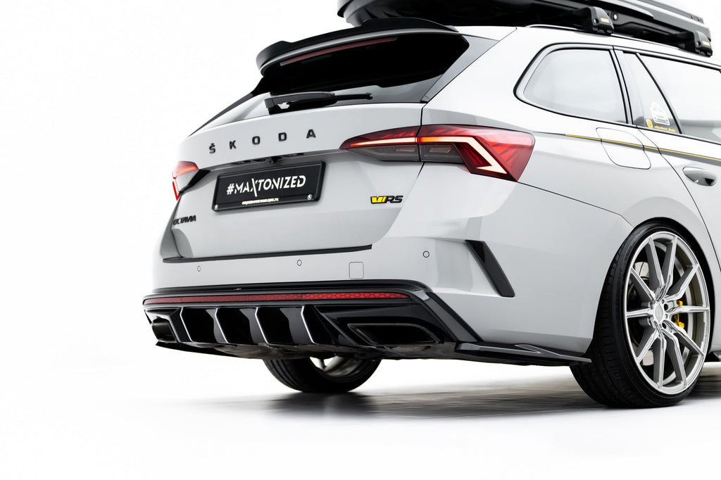 Pachet Set Splitter Exterior Prelungiri Body kit tuning Skoda Octavia RS Combi Mk4 2020-2024 v7 - Maxton Design