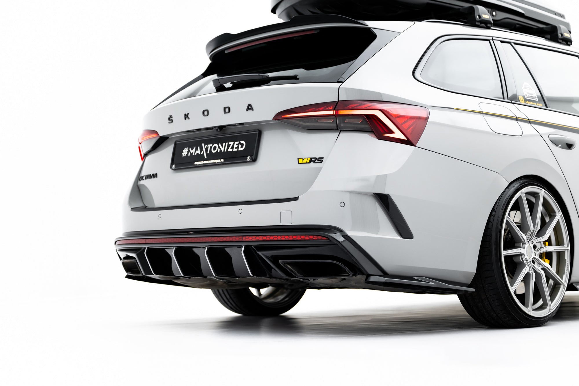 Pachet Set Splitter Exterior Prelungiri Body kit tuning Skoda Octavia RS Combi Mk4 2020-2024 v7 - Maxton Design