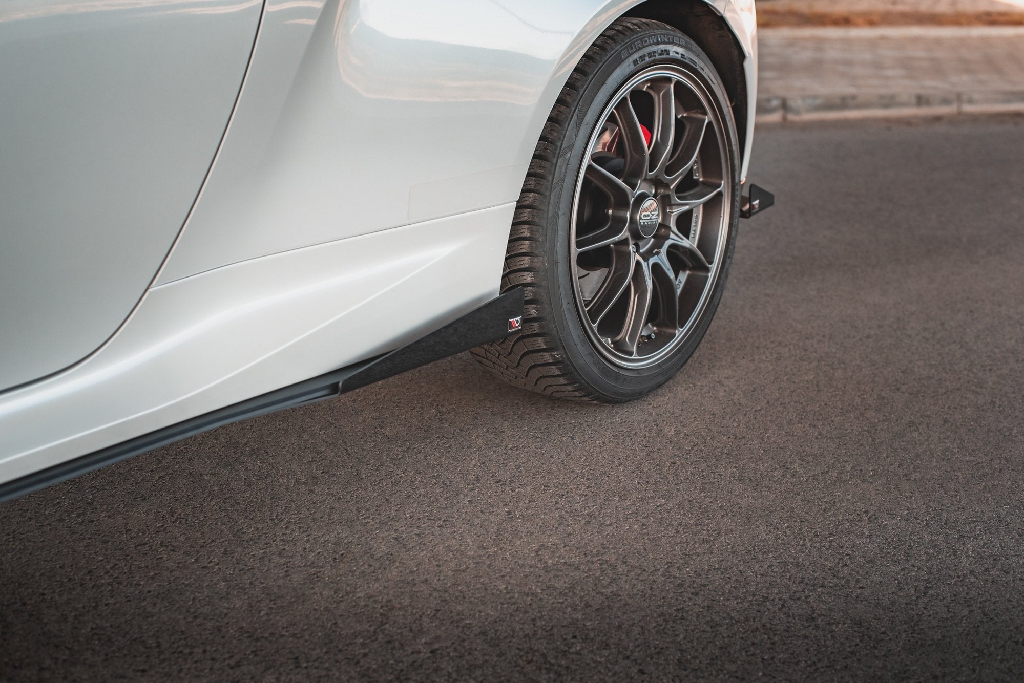 Flapsuri praguri Toyota GR Yaris Mk4 2020- v5 - Maxton Design