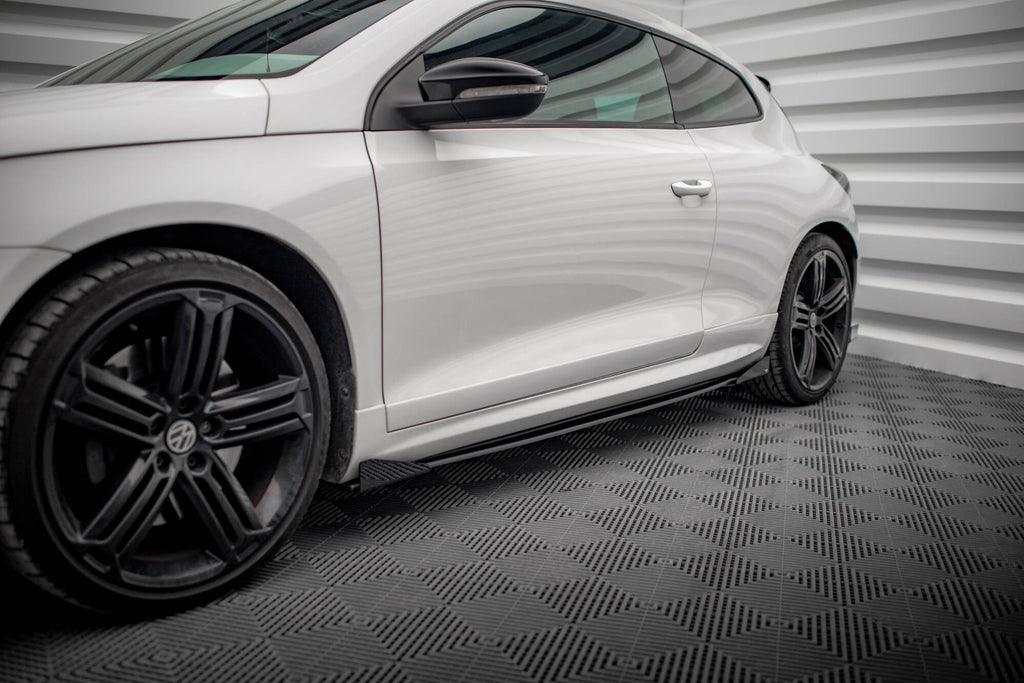 Flapsuri praguri Volkswagen Scirocco R Mk3 2008-2014 v1 - Maxton Design