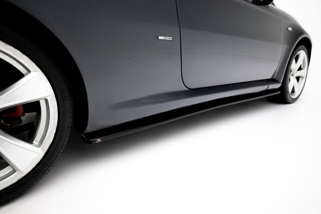 Praguri Alfa Romeo GT 2004-2010 v1 - Maxton Design