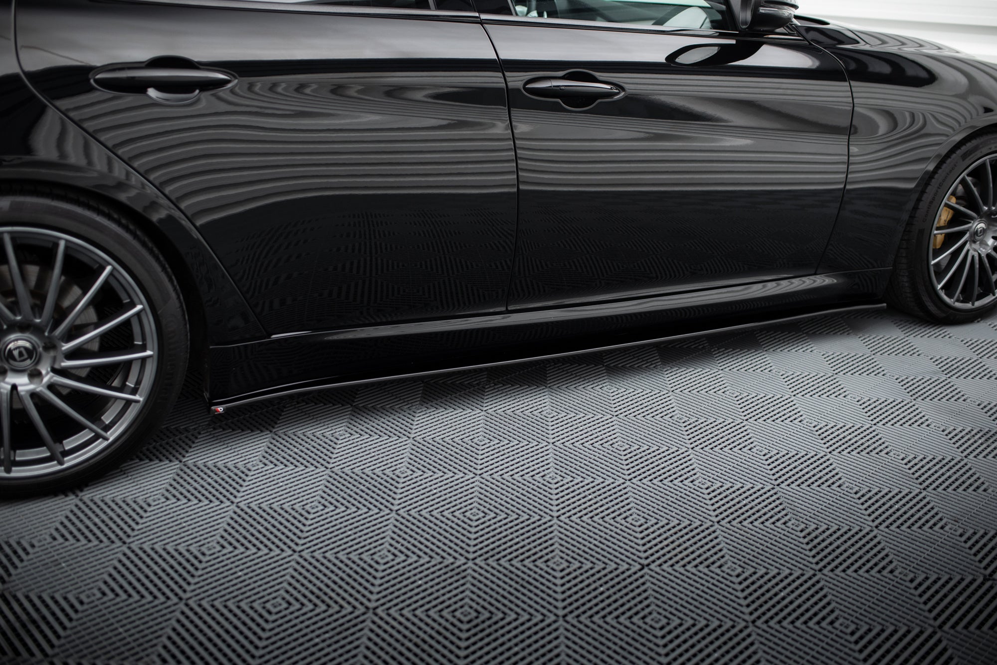 Praguri Alfa Romeo Giulia Veloce 2015- v1 - Maxton Design