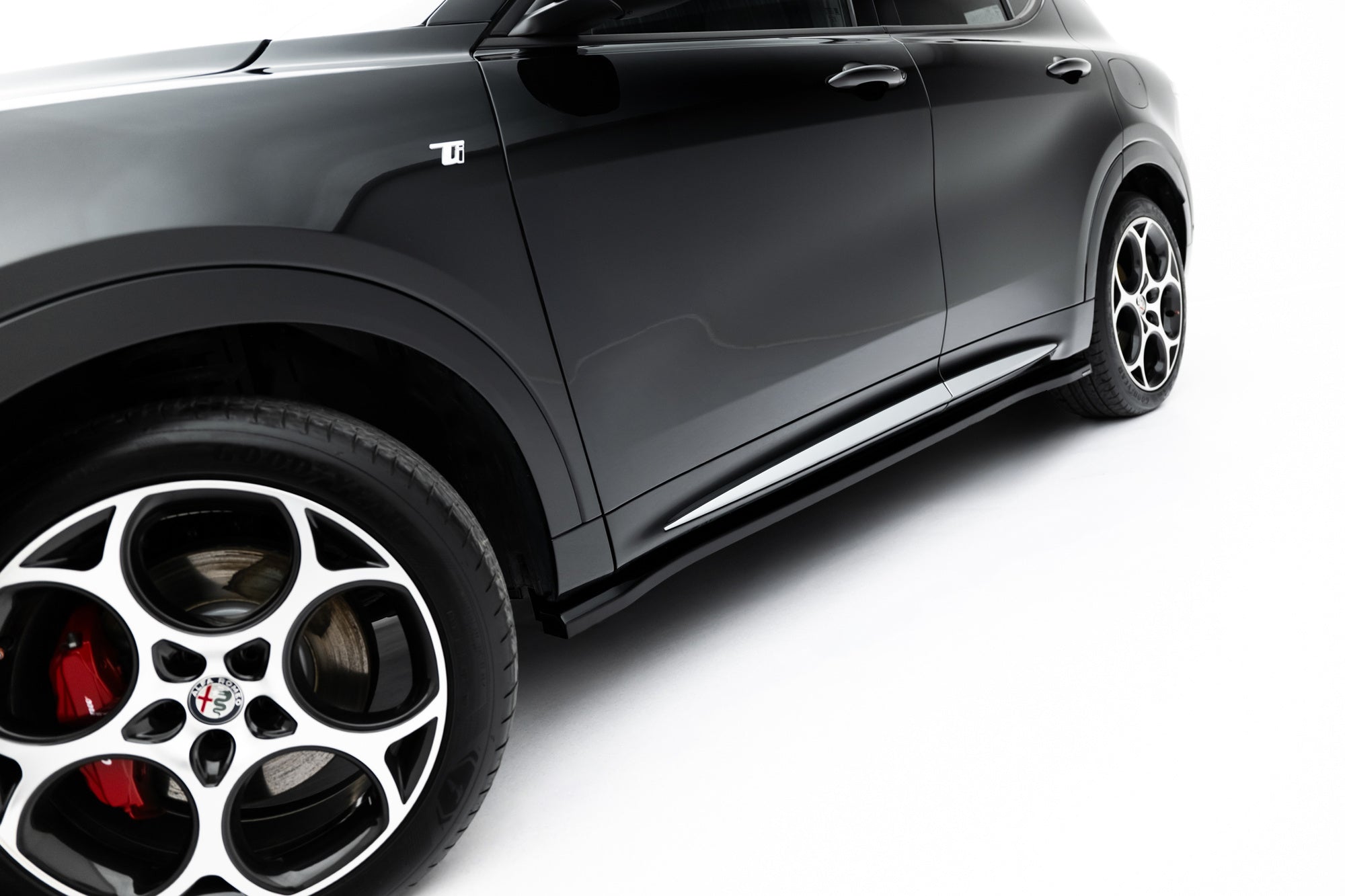 Praguri Alfa Romeo Tonale Mk1 2022- v1 - Maxton Design