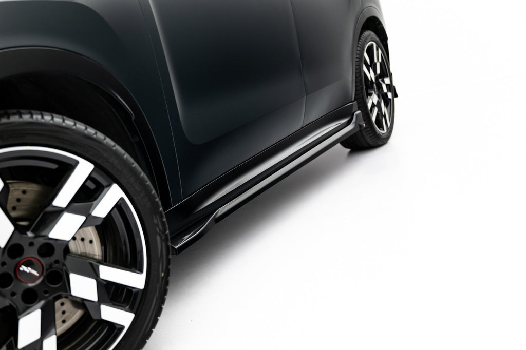 Praguri Mini Countryman JCW U25 2023- v1 - Maxton Design