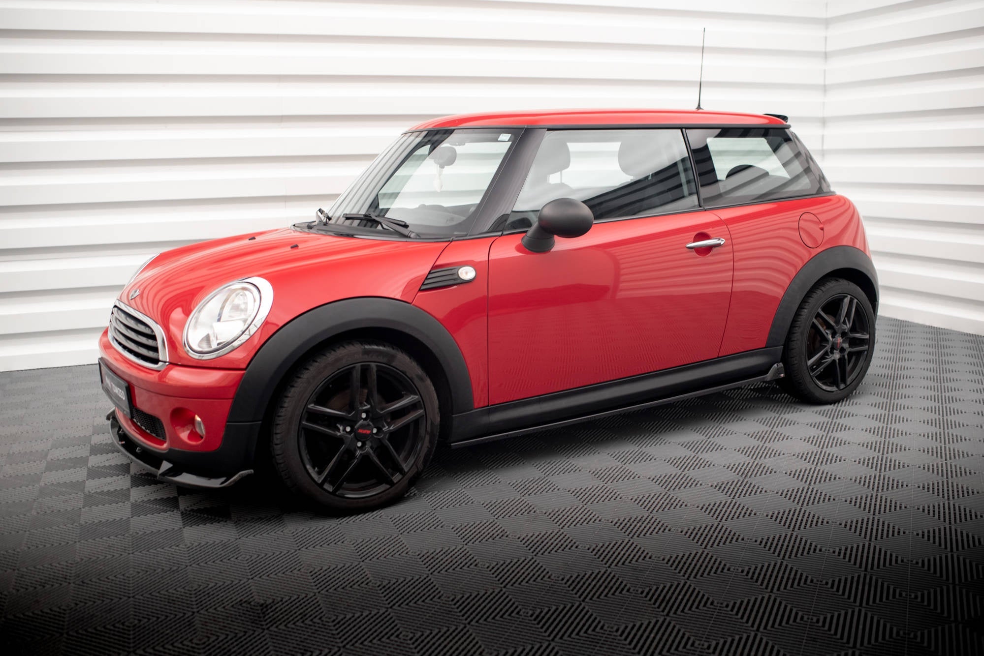 Praguri Mini One R56 2006-2010 v1 - Maxton Design