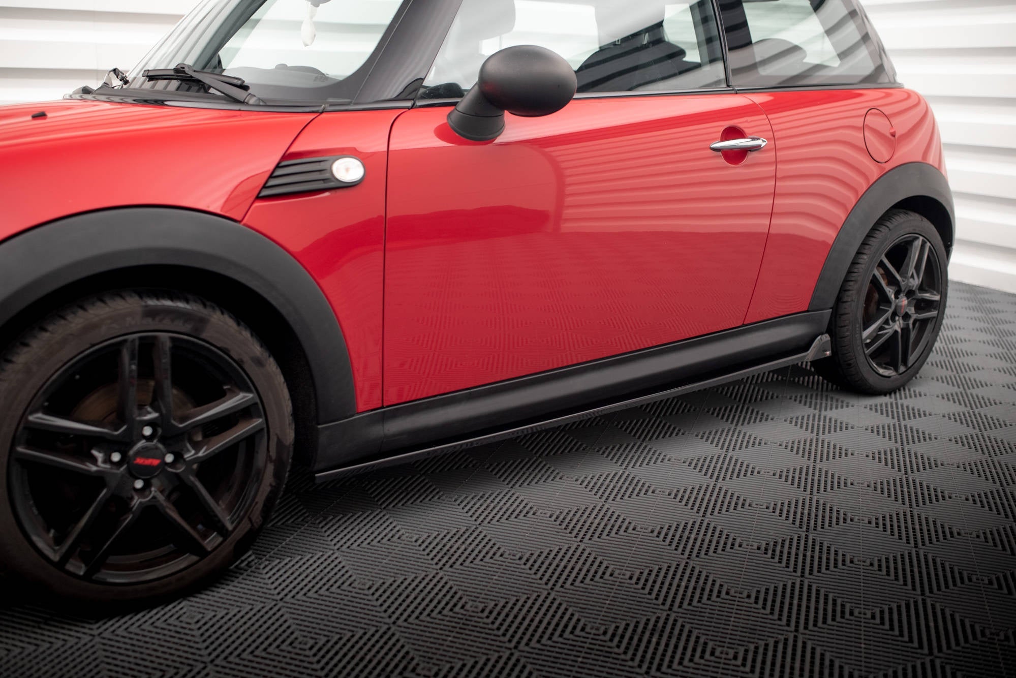 Praguri Mini One R56 2006-2010 v1 - Maxton Design