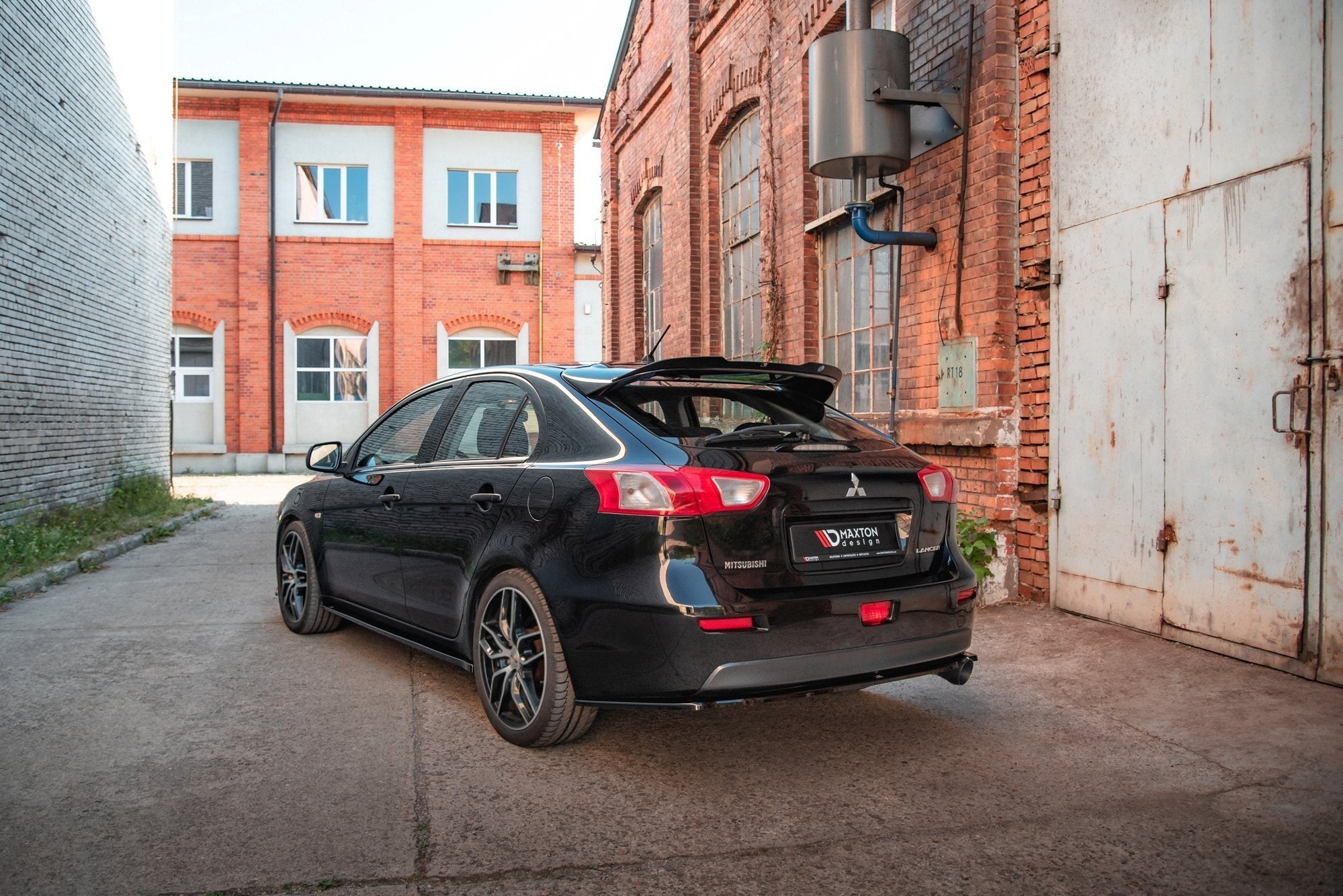 Praguri Mitsubishi Lancer Mk8 2007-2016 v3 - Maxton Design