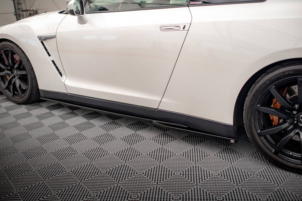 Praguri Nissan GTR R35 Facelift 2011-2016 v2 - Maxton Design