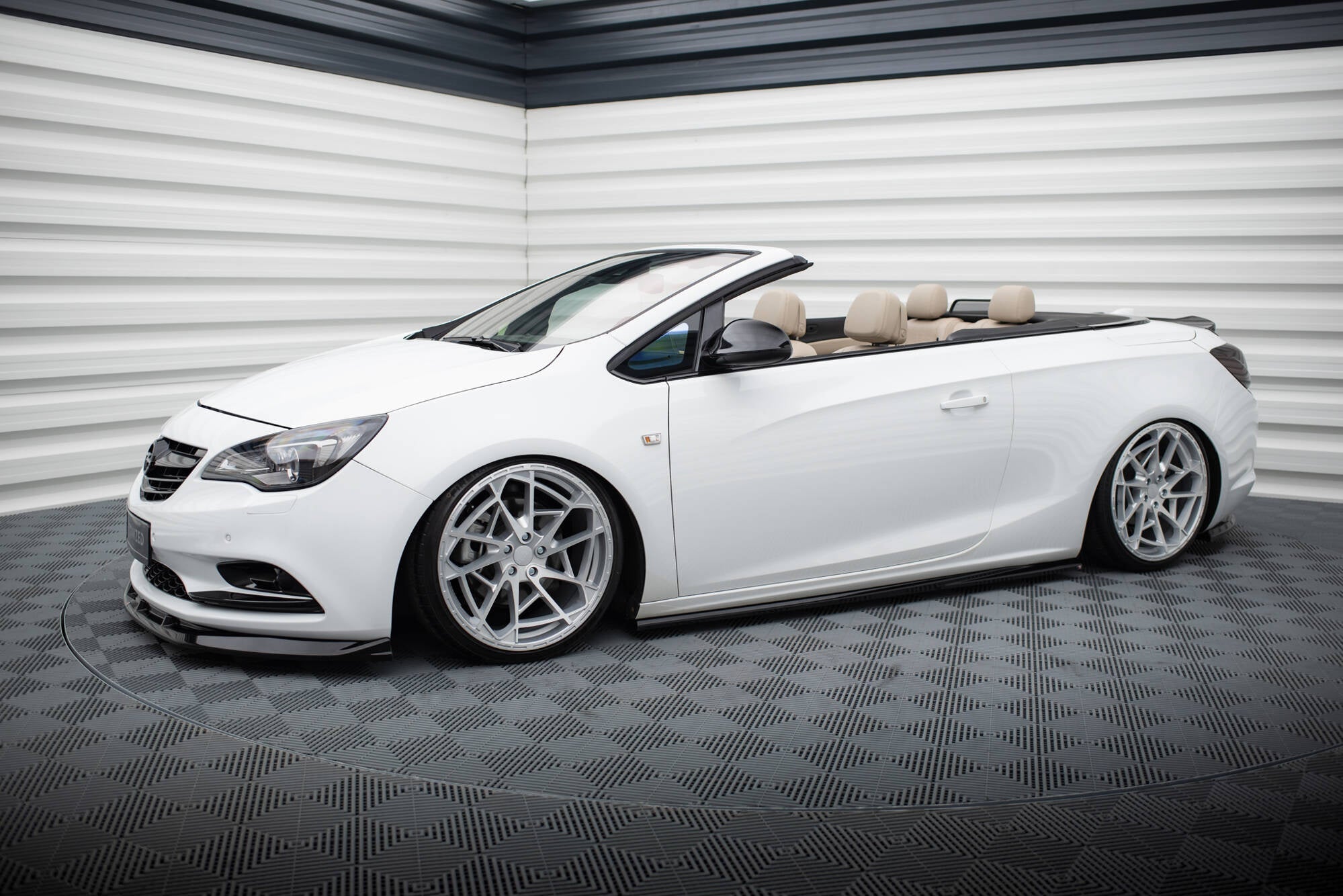 Praguri Opel Cascada 2013-2019 v1 - Maxton Design
