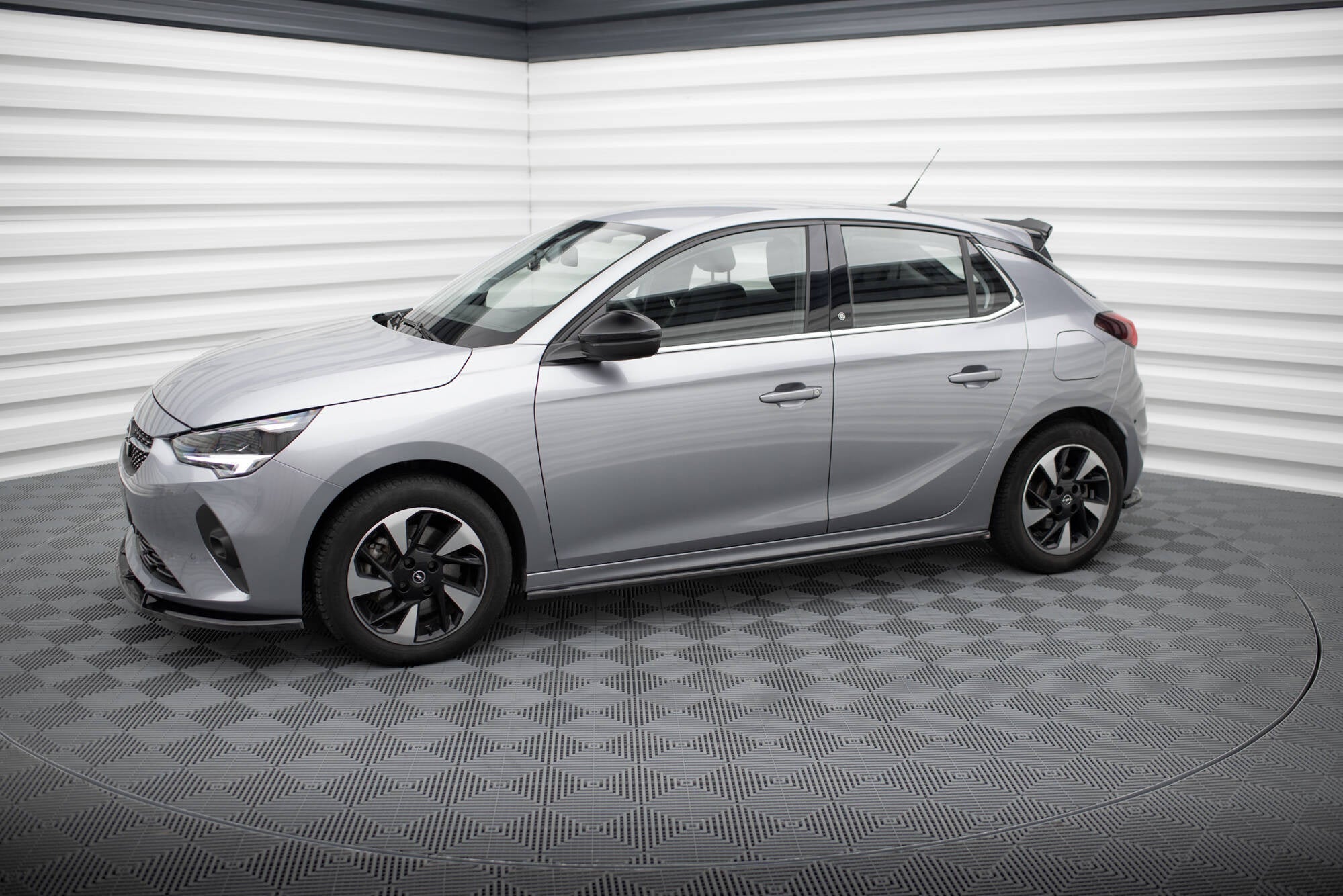 Praguri Opel Corsa F (Mk6) 2019- v1 - Maxton Design