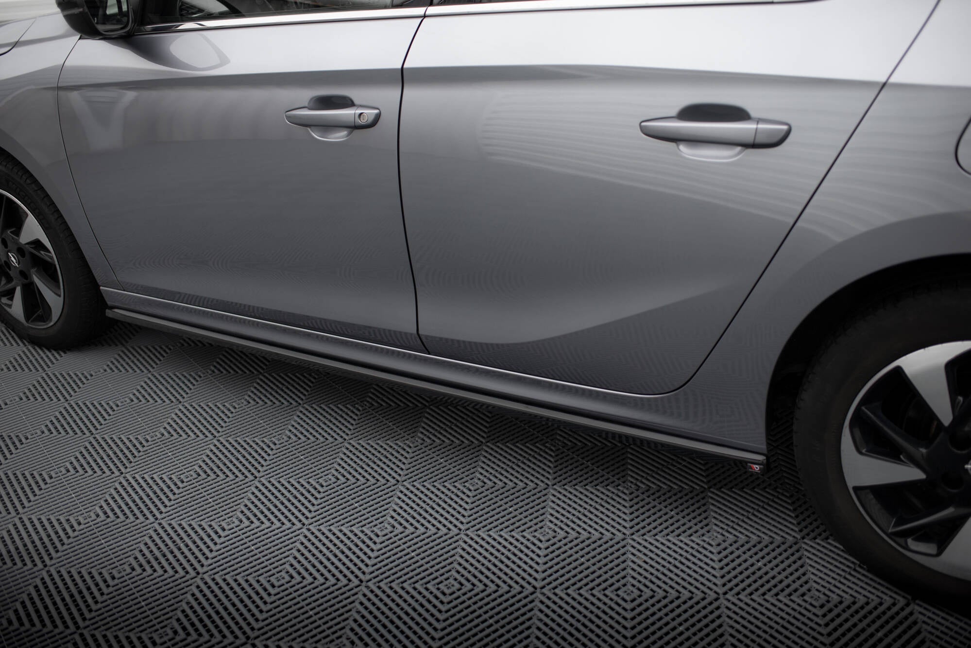 Praguri Opel Corsa F (Mk6) 2019- v1 - Maxton Design