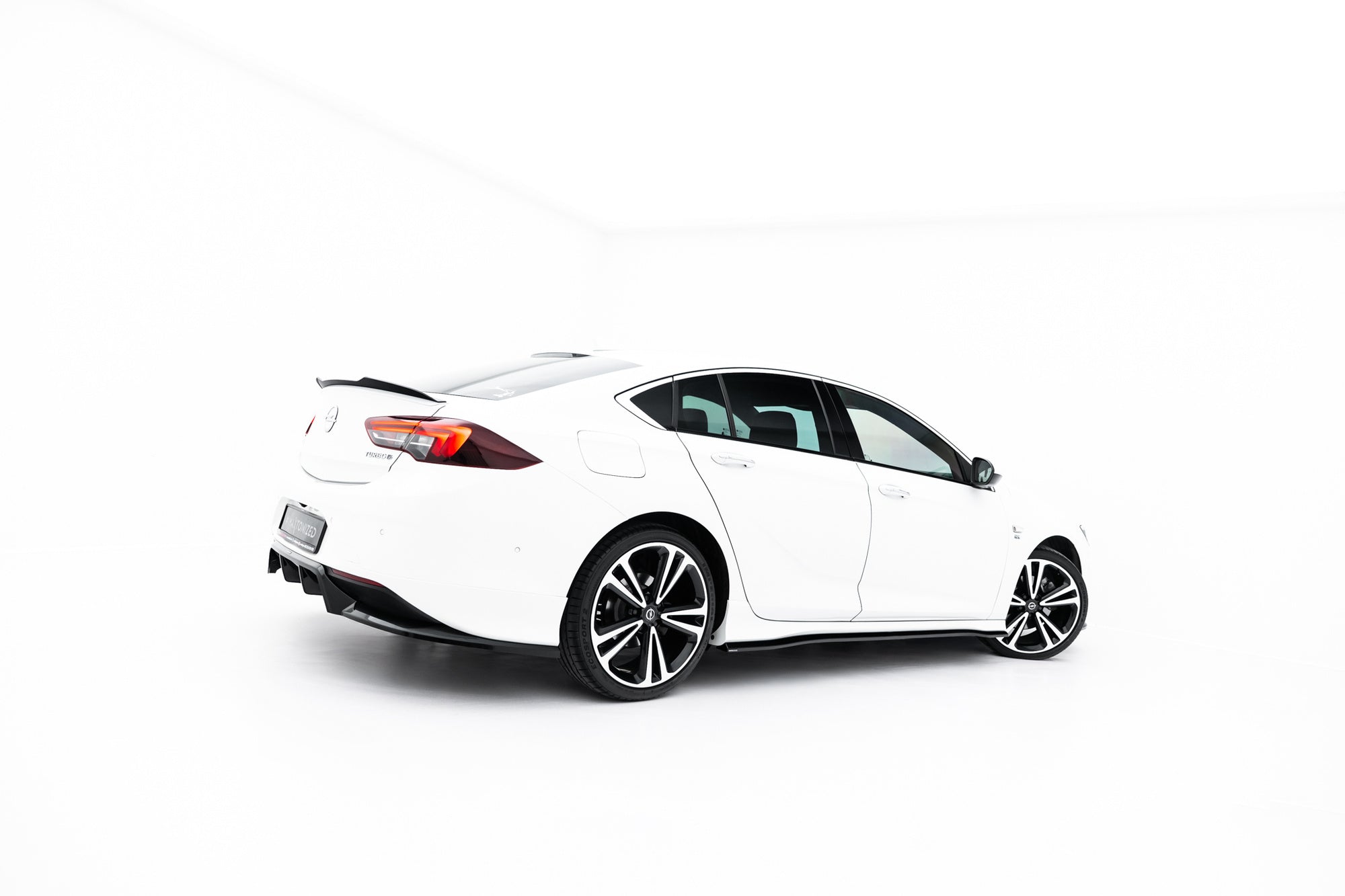 Praguri Opel Insignia OPC-Line Mk2 2017-2020 v2 - Maxton Design