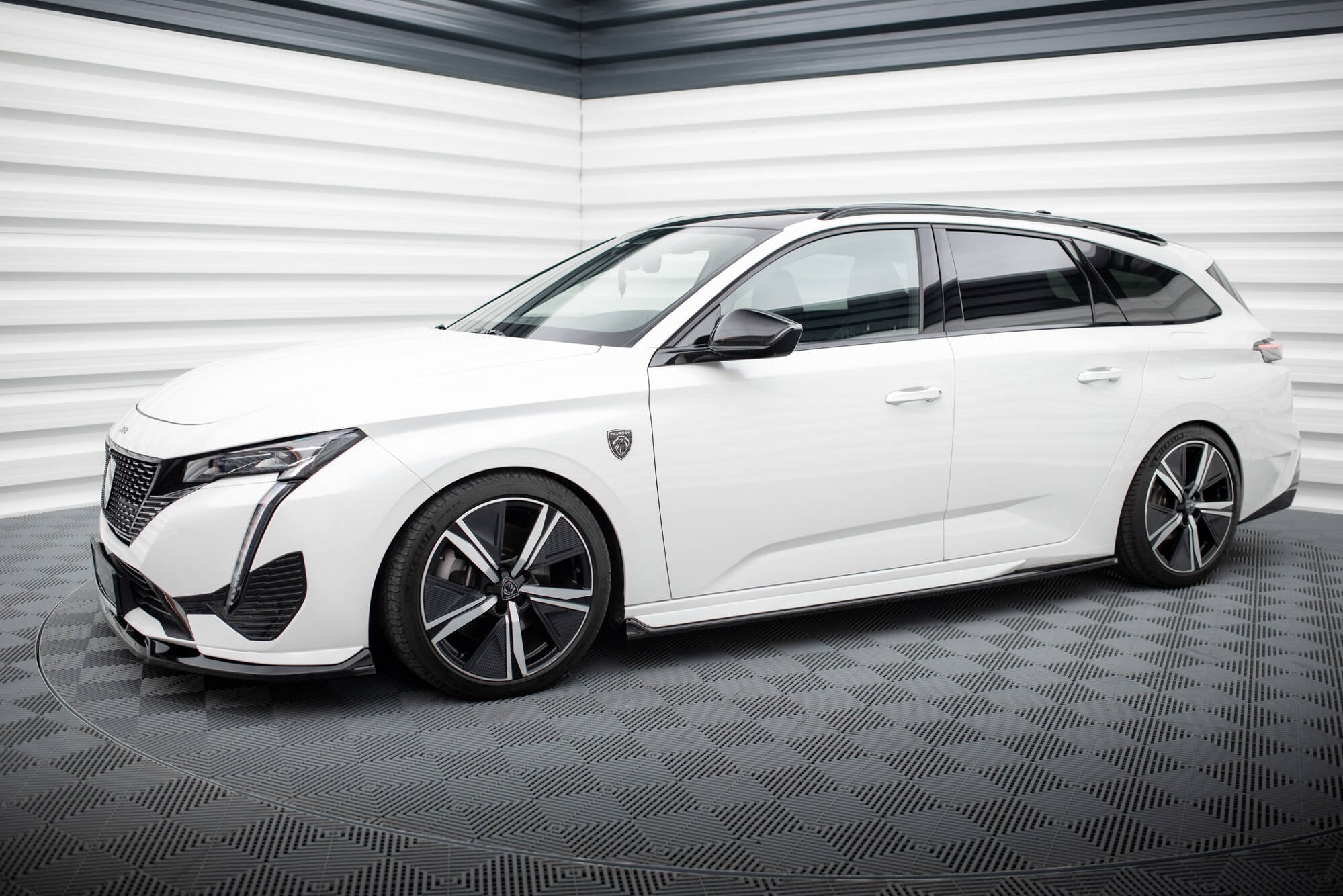 Praguri Peugeot 308 GT SW Mk3 2021- v2 - Maxton Design