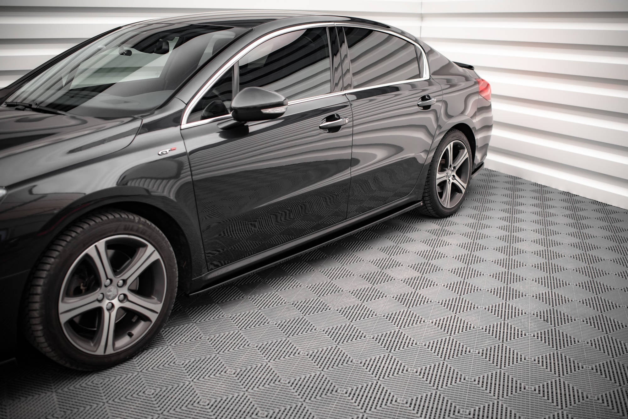 Praguri Peugeot 508 GT Mk1 Facelift 2014-2018 v1 - Maxton Design