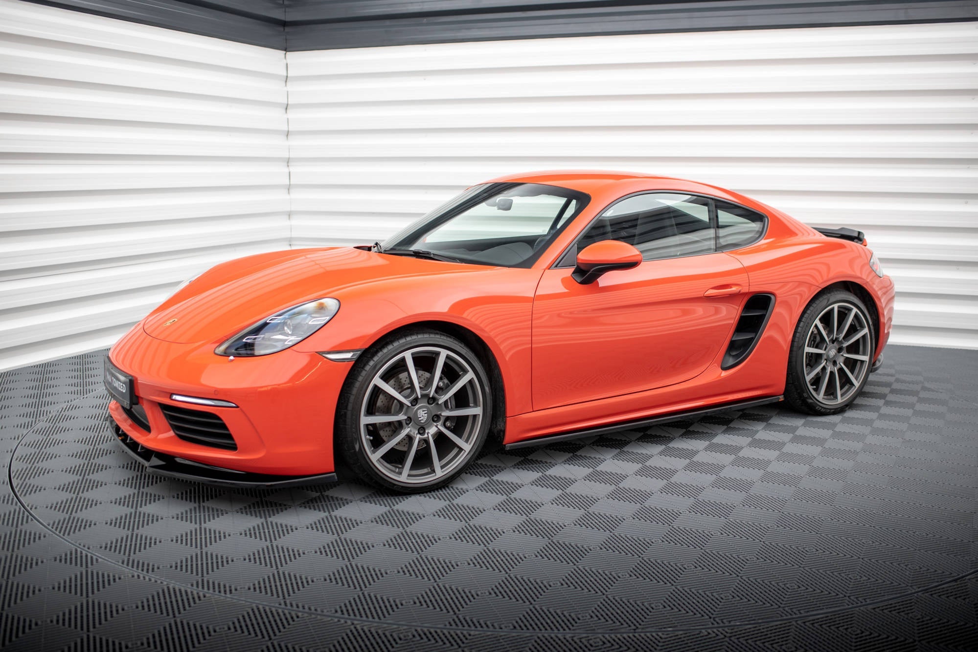 Praguri Porsche 718 Cayman 982c 2016- v1 - Maxton Design