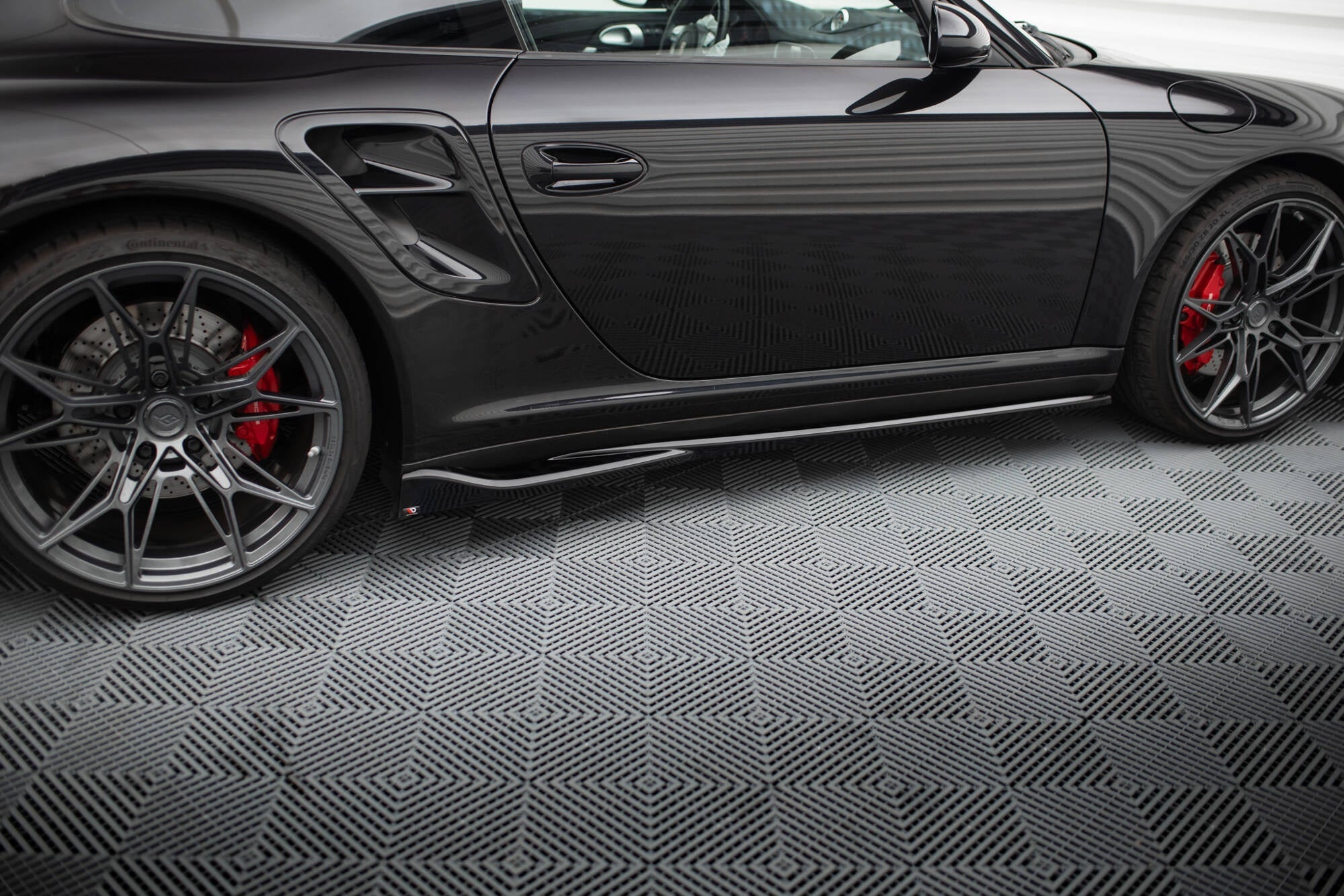 Praguri Porsche 911 Turbo 997 2006-2009 v2 - Maxton Design
