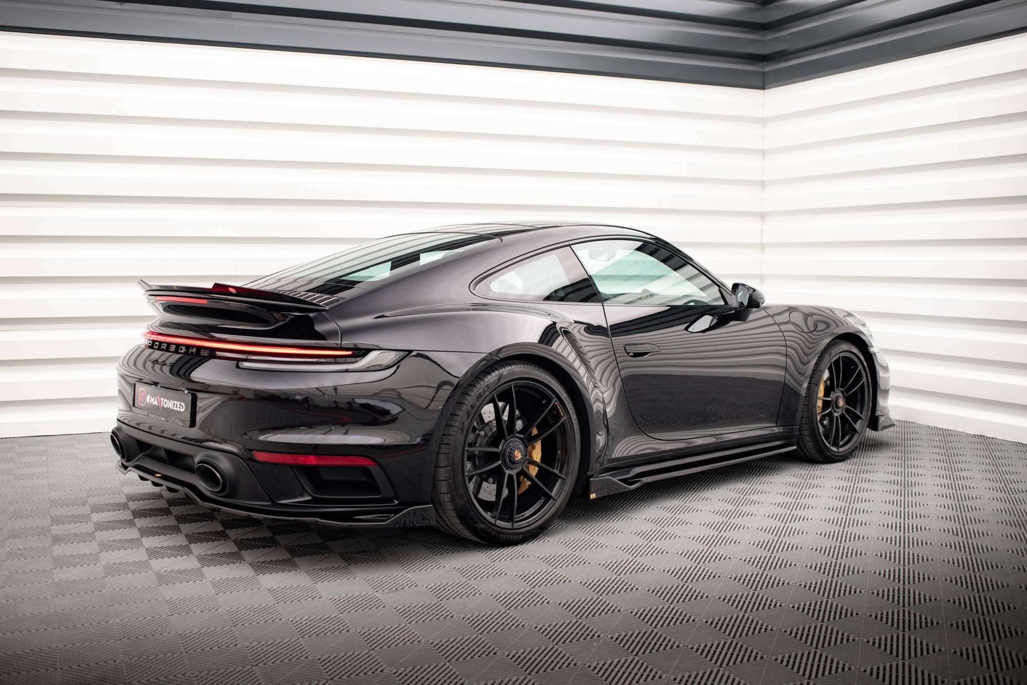 Praguri Porsche 911 Turbo S 992 2020- v4 - Maxton Design