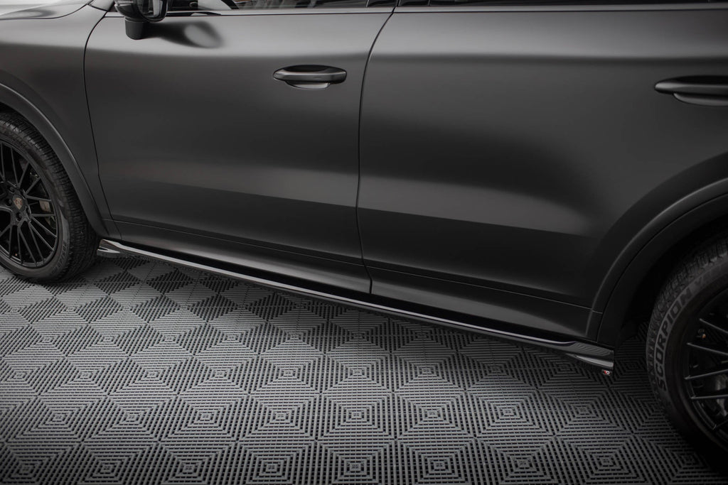 Praguri Porsche Cayenne Sport Design Mk3 2018-2023 v1 - Maxton Design