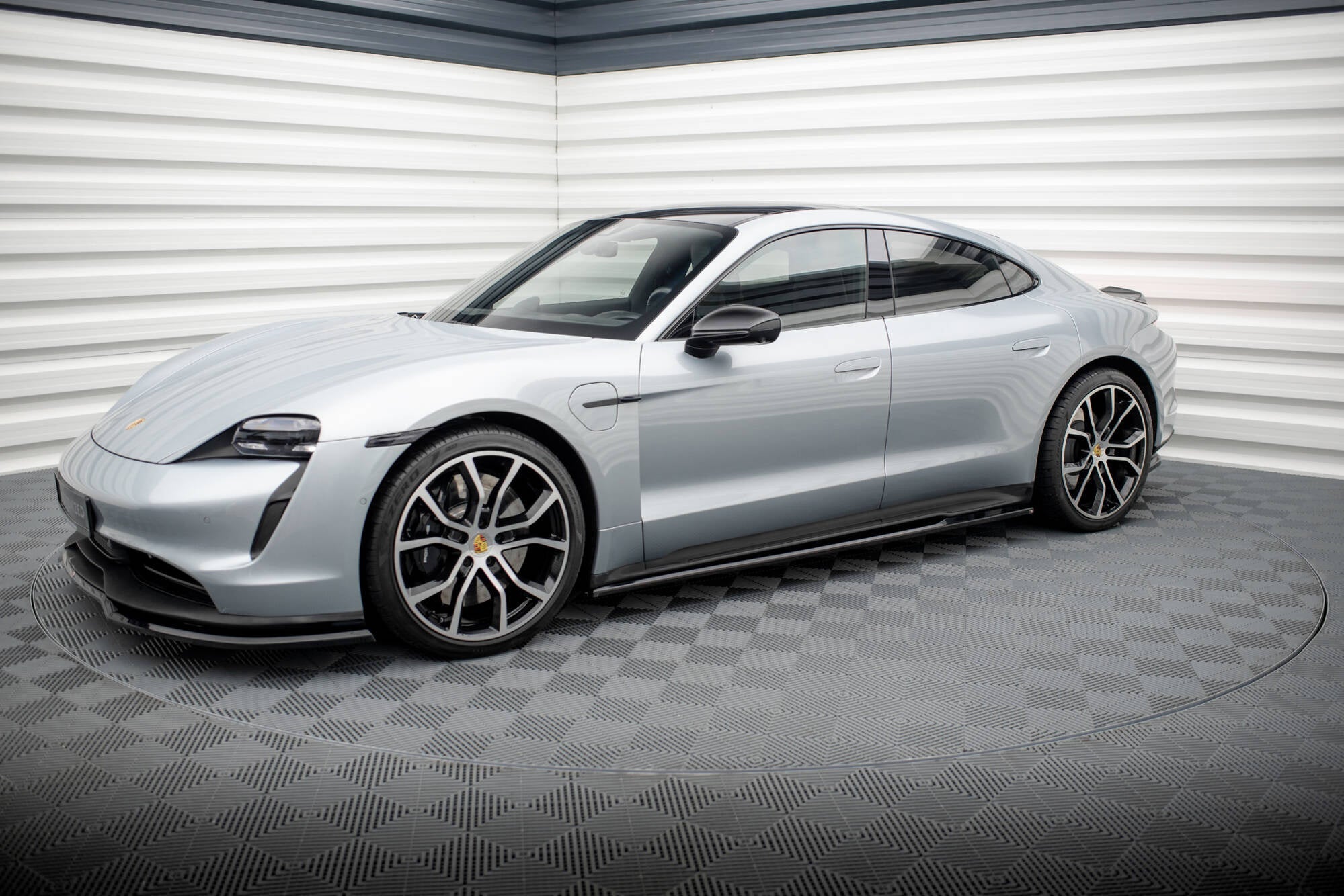 Praguri Porsche Taycan Taycan 4 Taycan 4S Taycan GTS Mk1 2019- v1 - Maxton Design