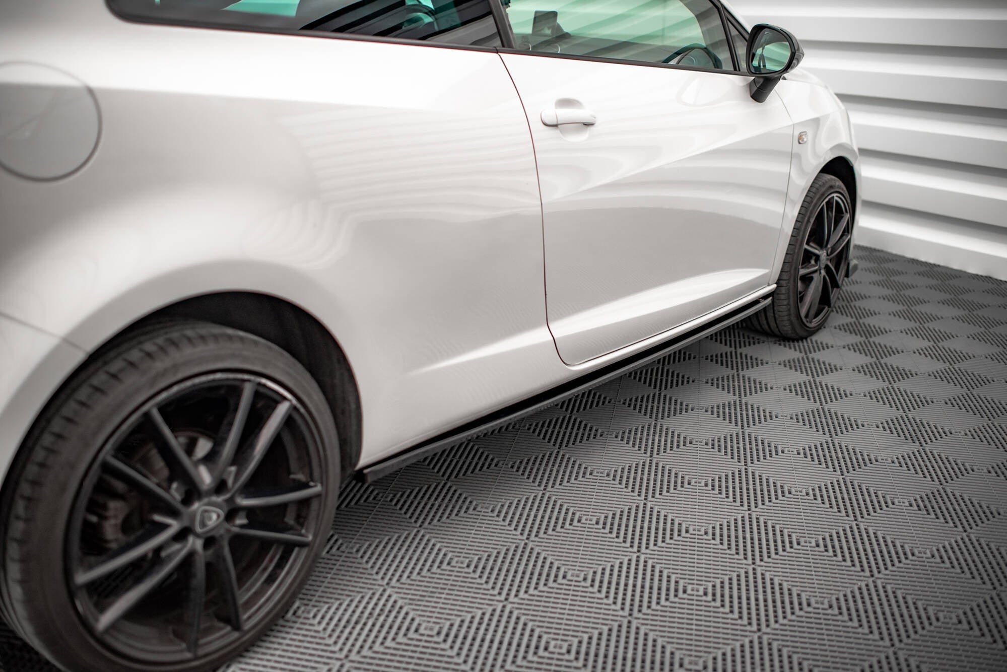 Praguri Seat Ibiza FR SC Mk4 Facelift 2012-2017 v1 - Maxton Design