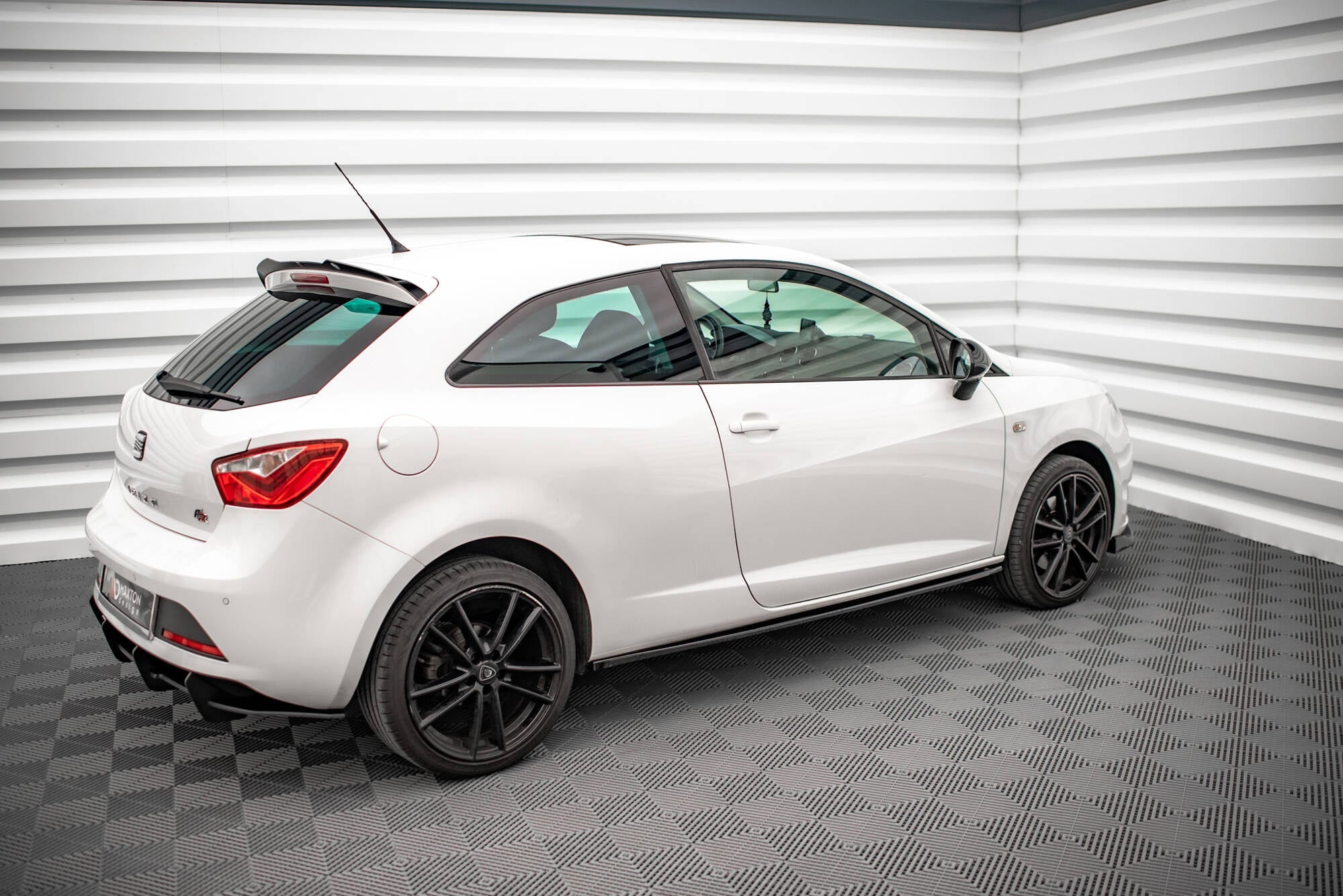 Praguri Seat Ibiza FR SC Mk4 Facelift 2012-2017 v1 - Maxton Design