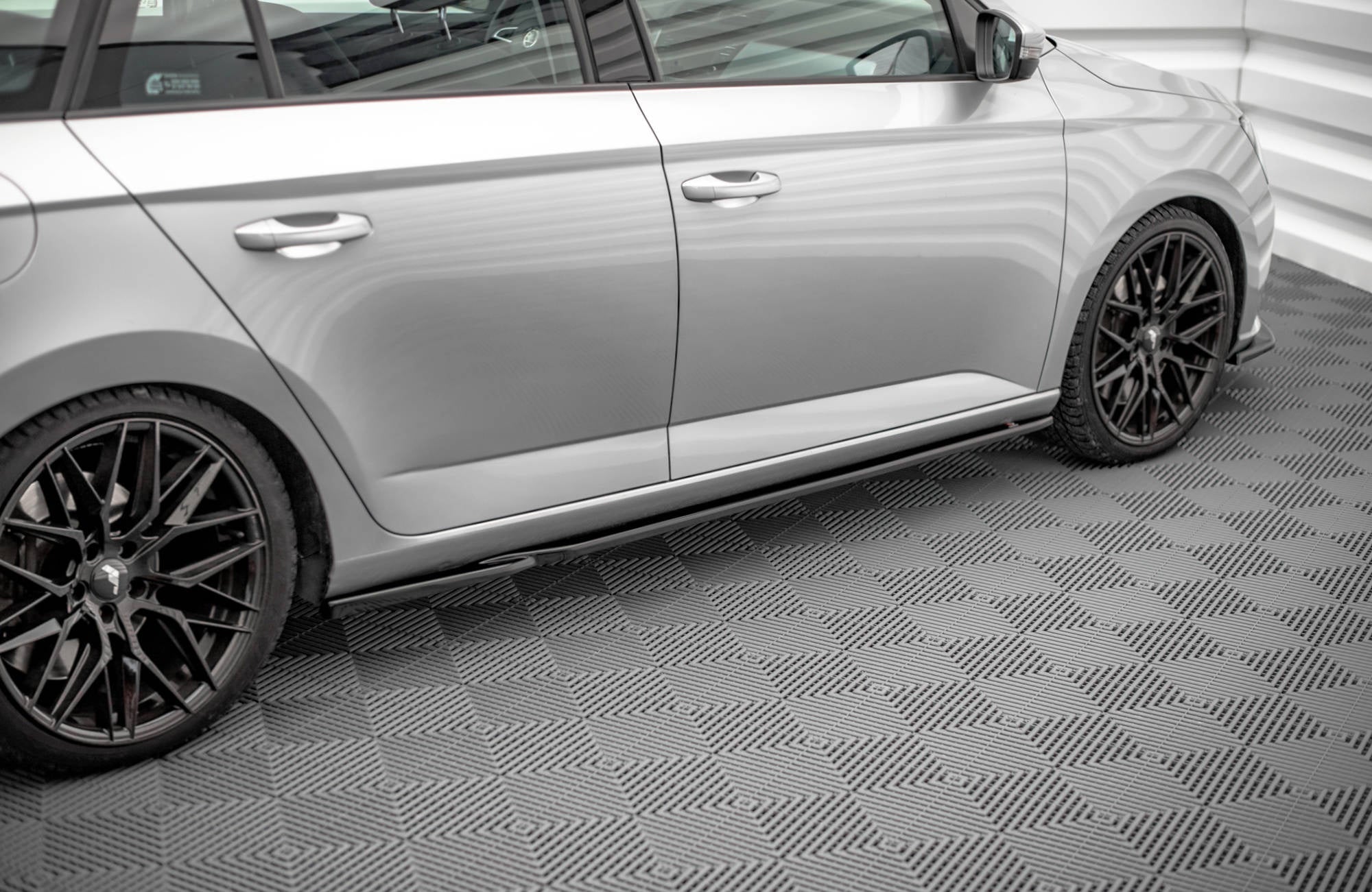 Praguri Skoda Fabia Mk3 2014-2019 v5 - Maxton Design