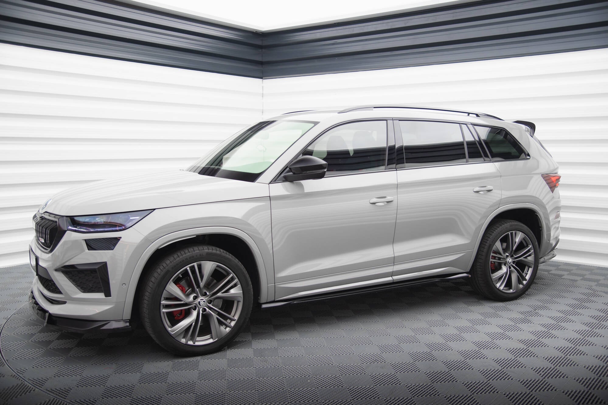 Praguri Skoda Kodiaq RS Mk1 Facelift Sportline 2017-2023 v2 - Maxton Design