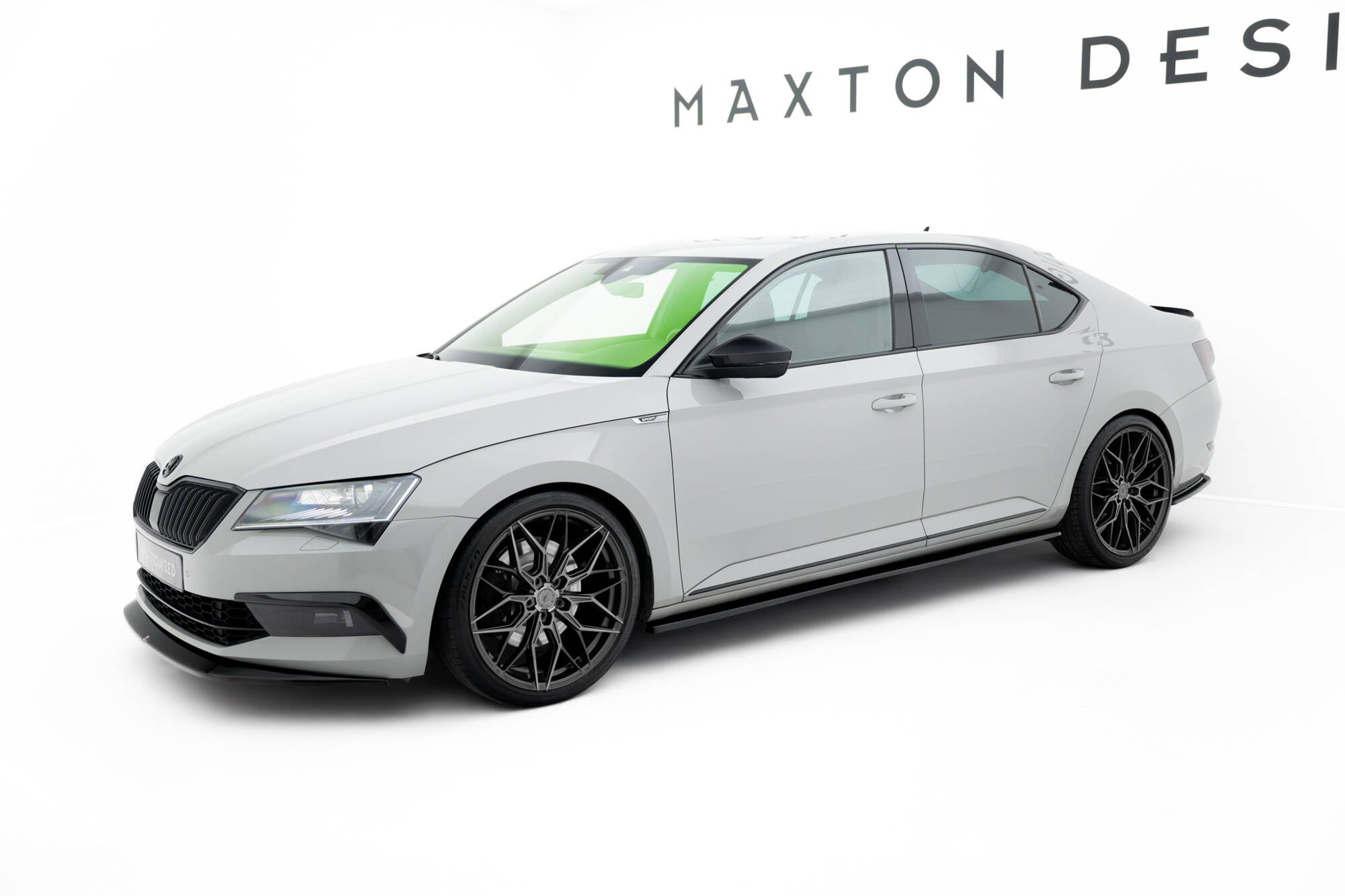 Praguri Skoda Superb Mk3 2015- v1 - Maxton Design
