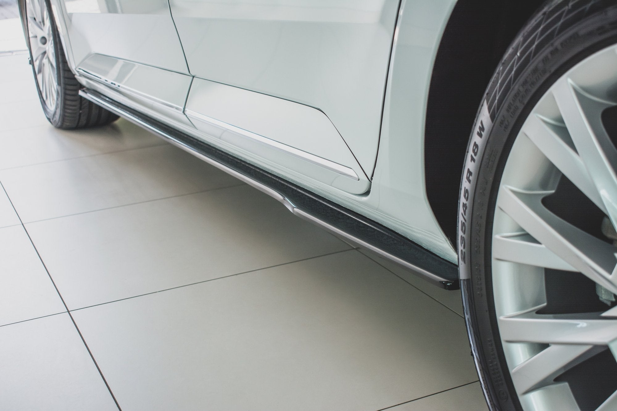 Praguri Skoda Superb Mk3 Facelift 2019- v2 - Maxton Design