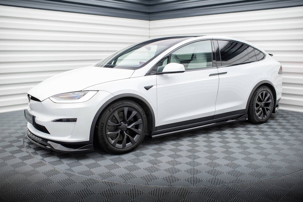 Praguri Tesla Model X Mk1 Facelift 2021- v3 - Maxton Design