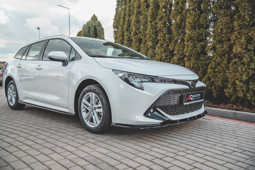 Praguri Toyota Corolla XII Touring Sports 2019- v3 - Maxton Design